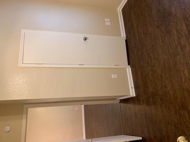 3003 Whisper Oaks Ln #b Property Photo 17