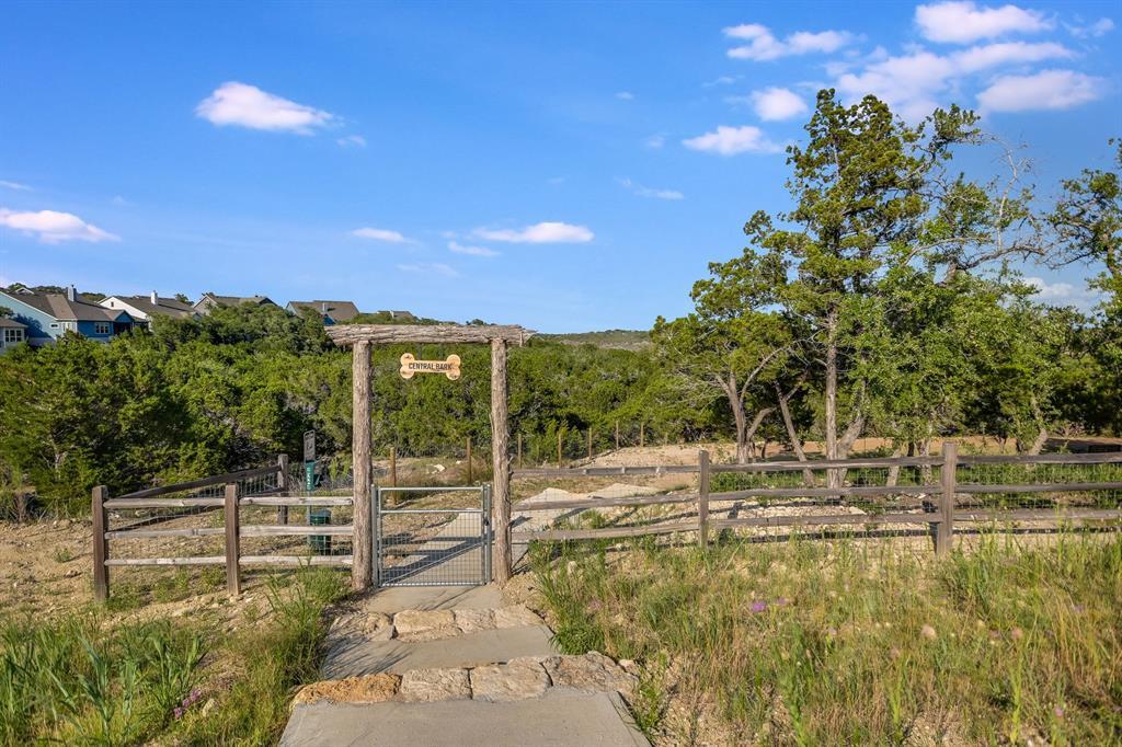 992 Hazy Hills Loop Property Photo 27