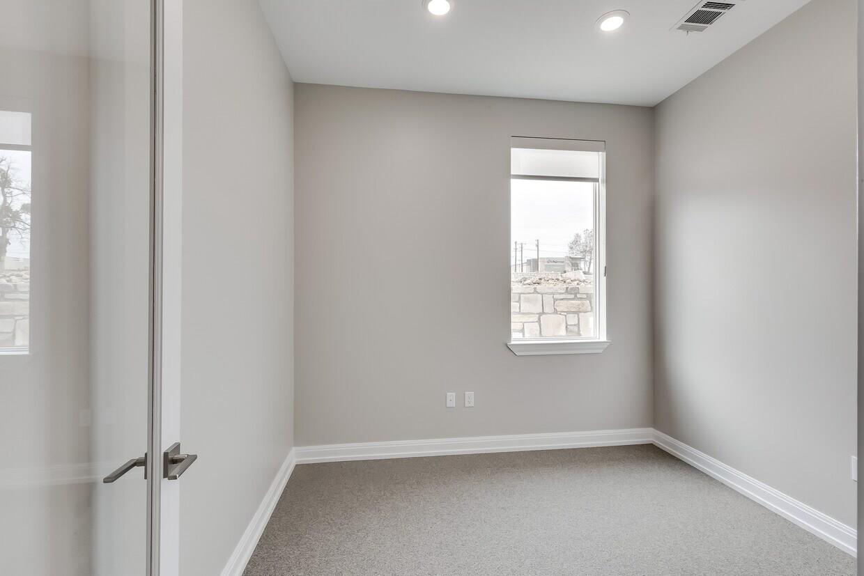 2901 Caballo Ranch Blvd #12a Property Photo 10