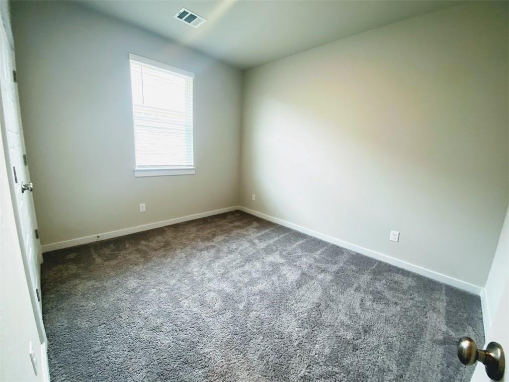 111 Dedina Dr Property Photo 18