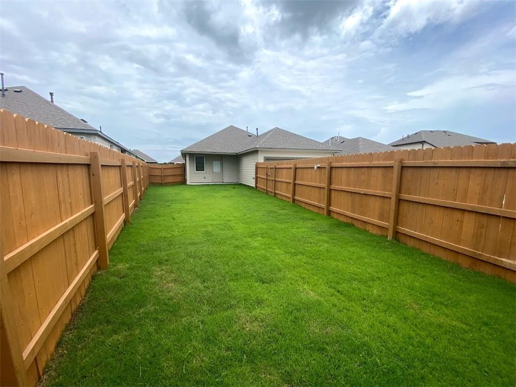 111 Dedina Dr Property Photo 21