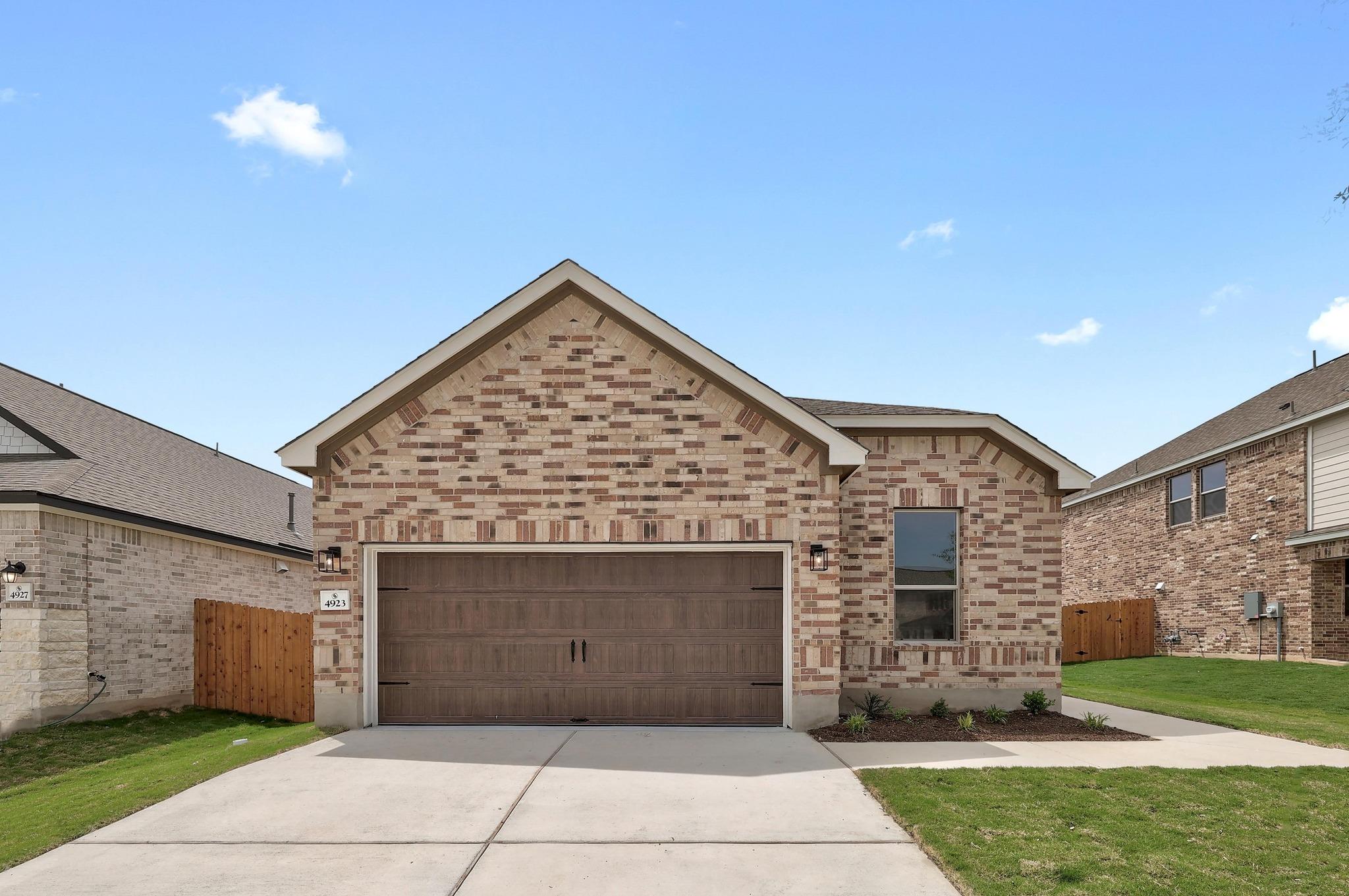 4923 Mozzafiato Ln Property Photo 2