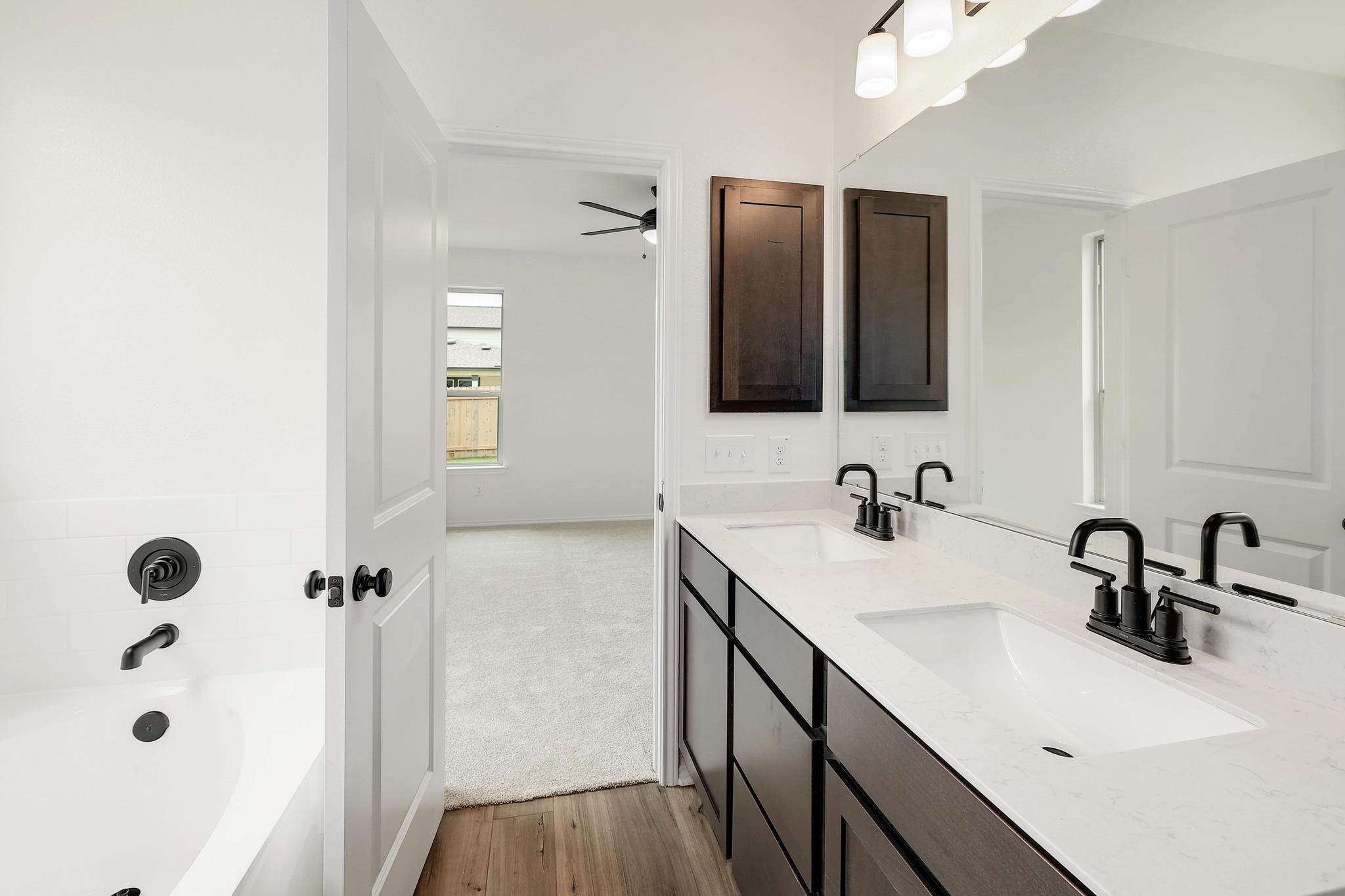 4923 Mozzafiato Ln Property Photo 16