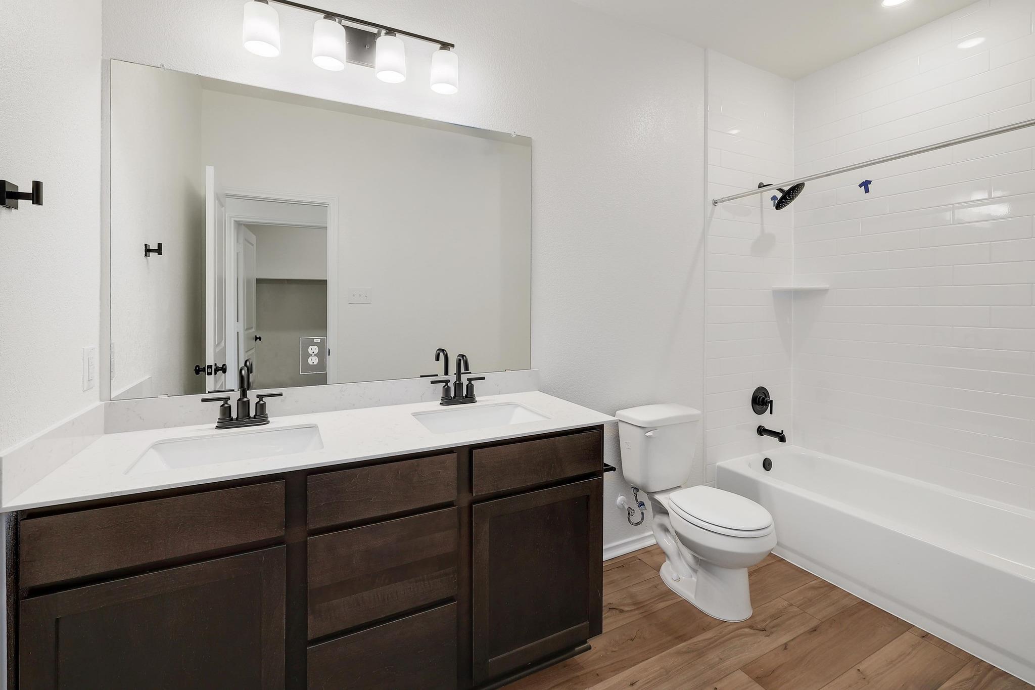 4923 Mozzafiato Ln Property Photo 21