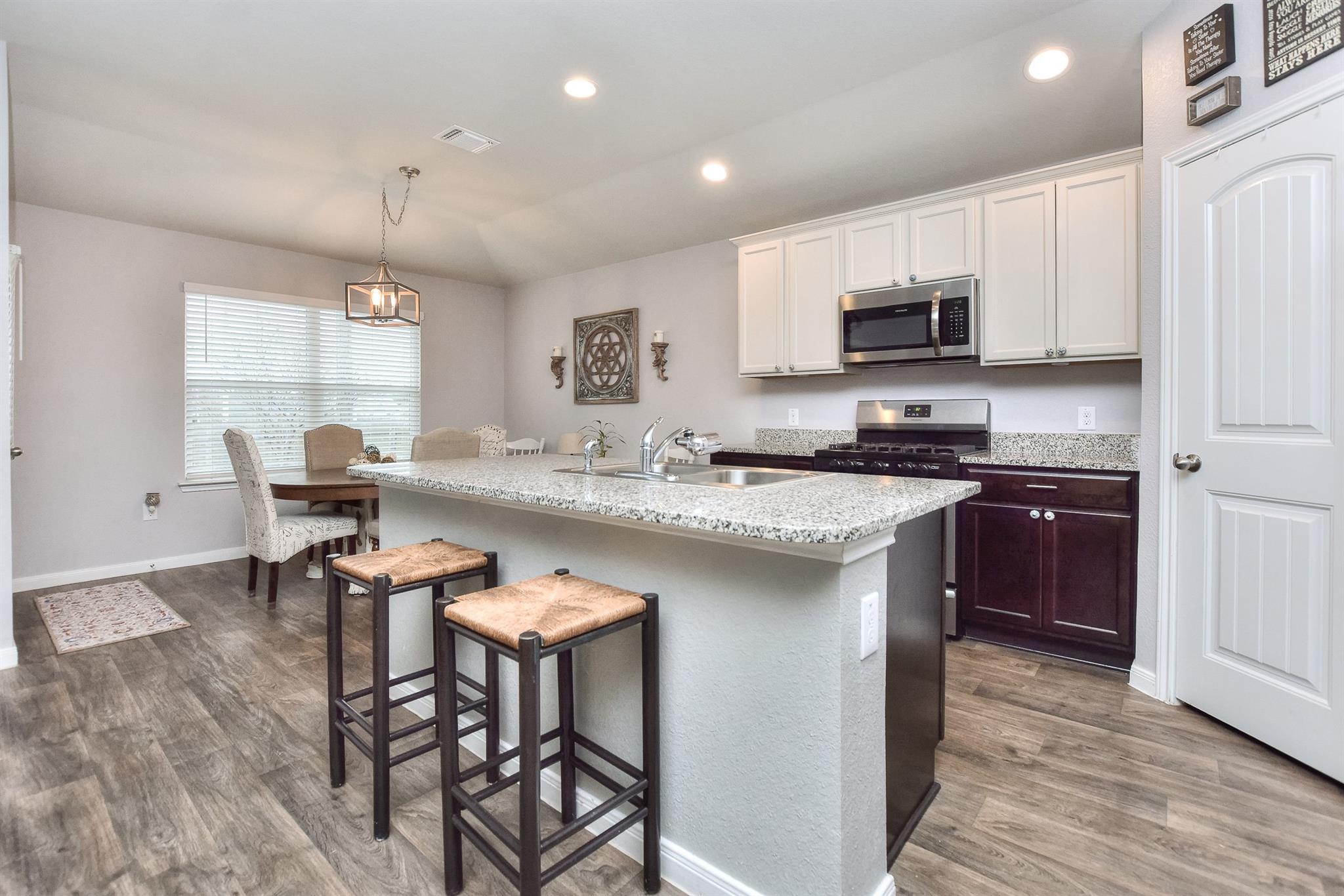 100 Seaholm Ln Property Photo 14