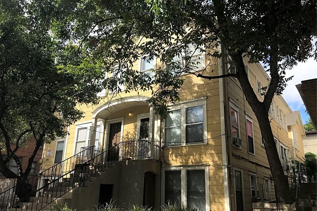 2800 Whitis Ave #a Property Photo 1