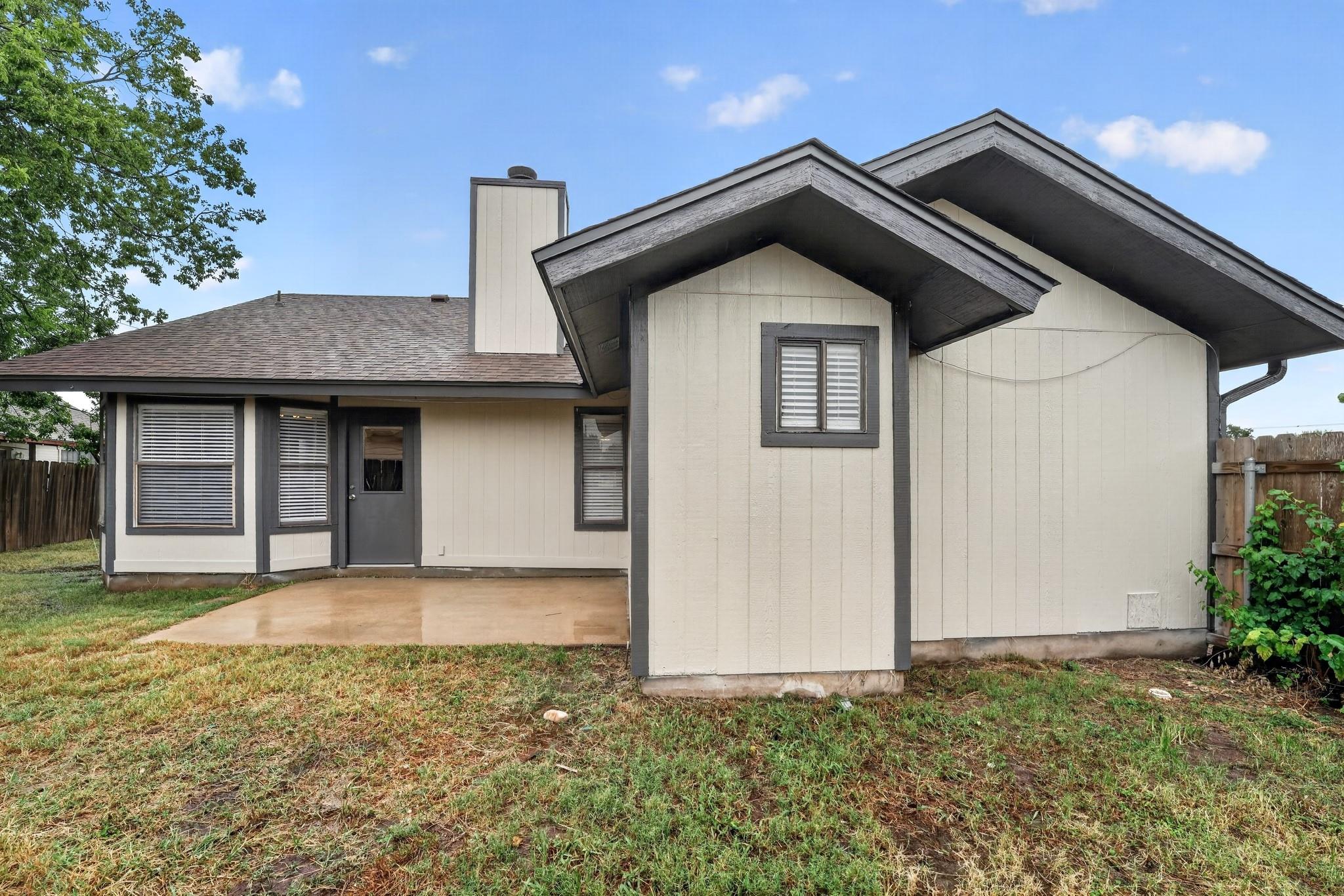 1509 Taron Dr Property Photo 25