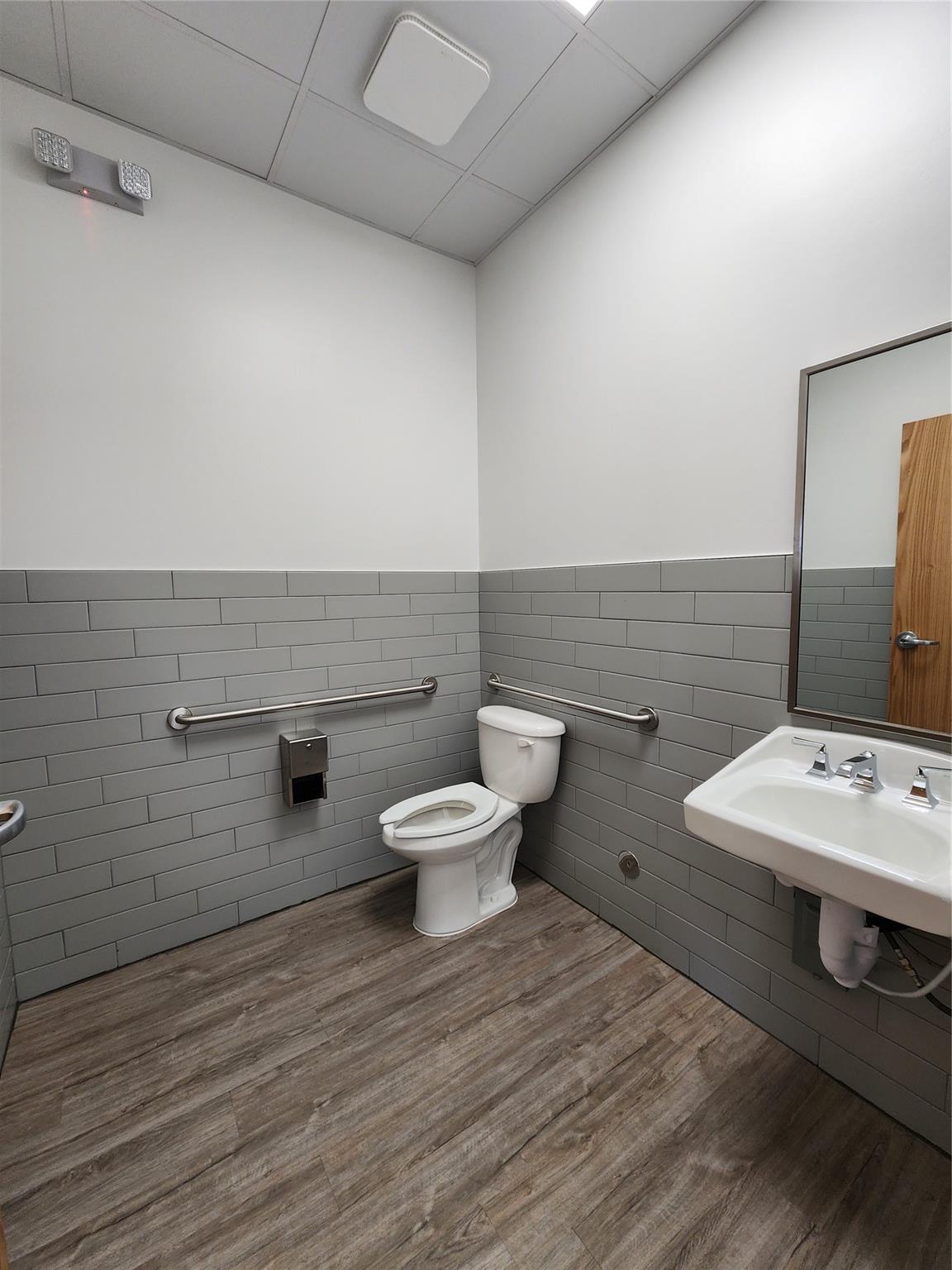 2261 Gattis School Rd Rd #230 Property Photo 11
