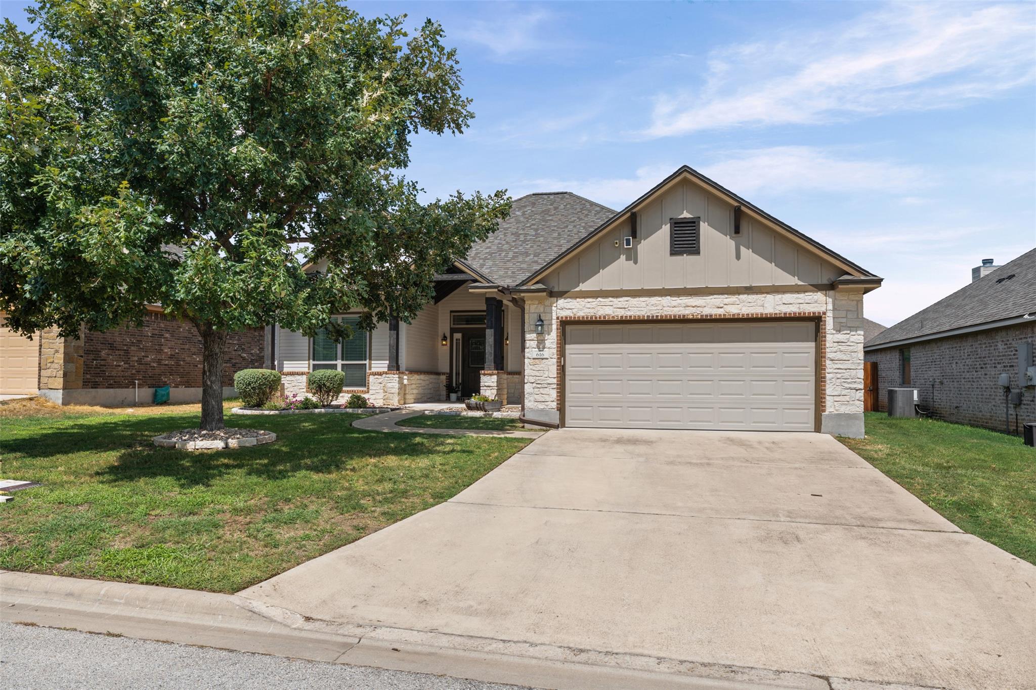 616 Copper Ridge Loop Property Photo 4