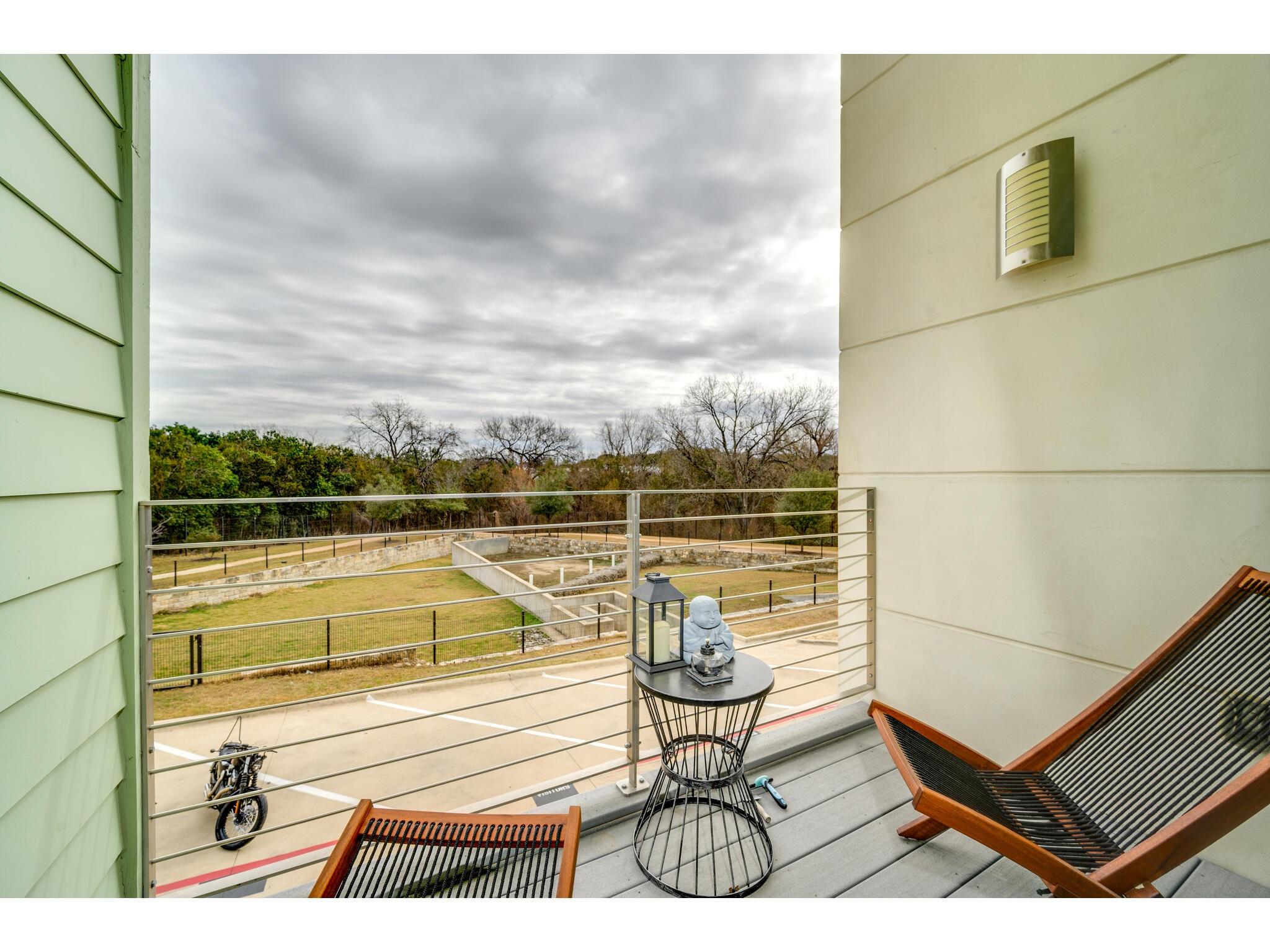 604 N Bluff Dr 125 Property Photo 8