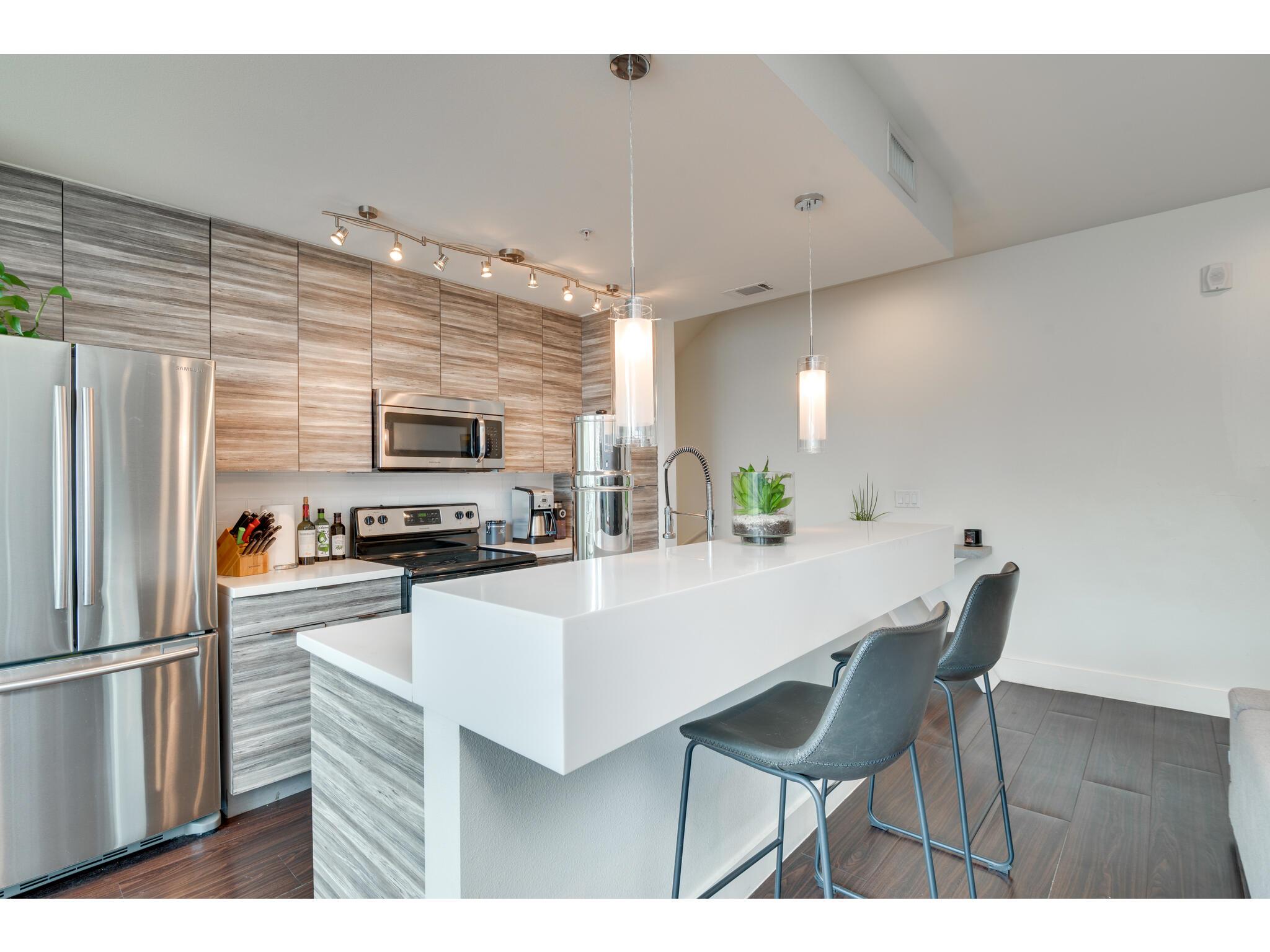 604 N Bluff Dr 125 Property Photo 10