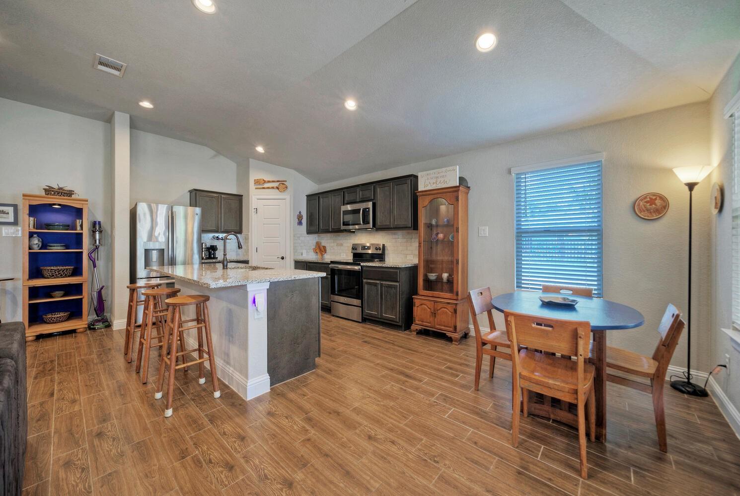 21707 Crystal Way Property Photo 13