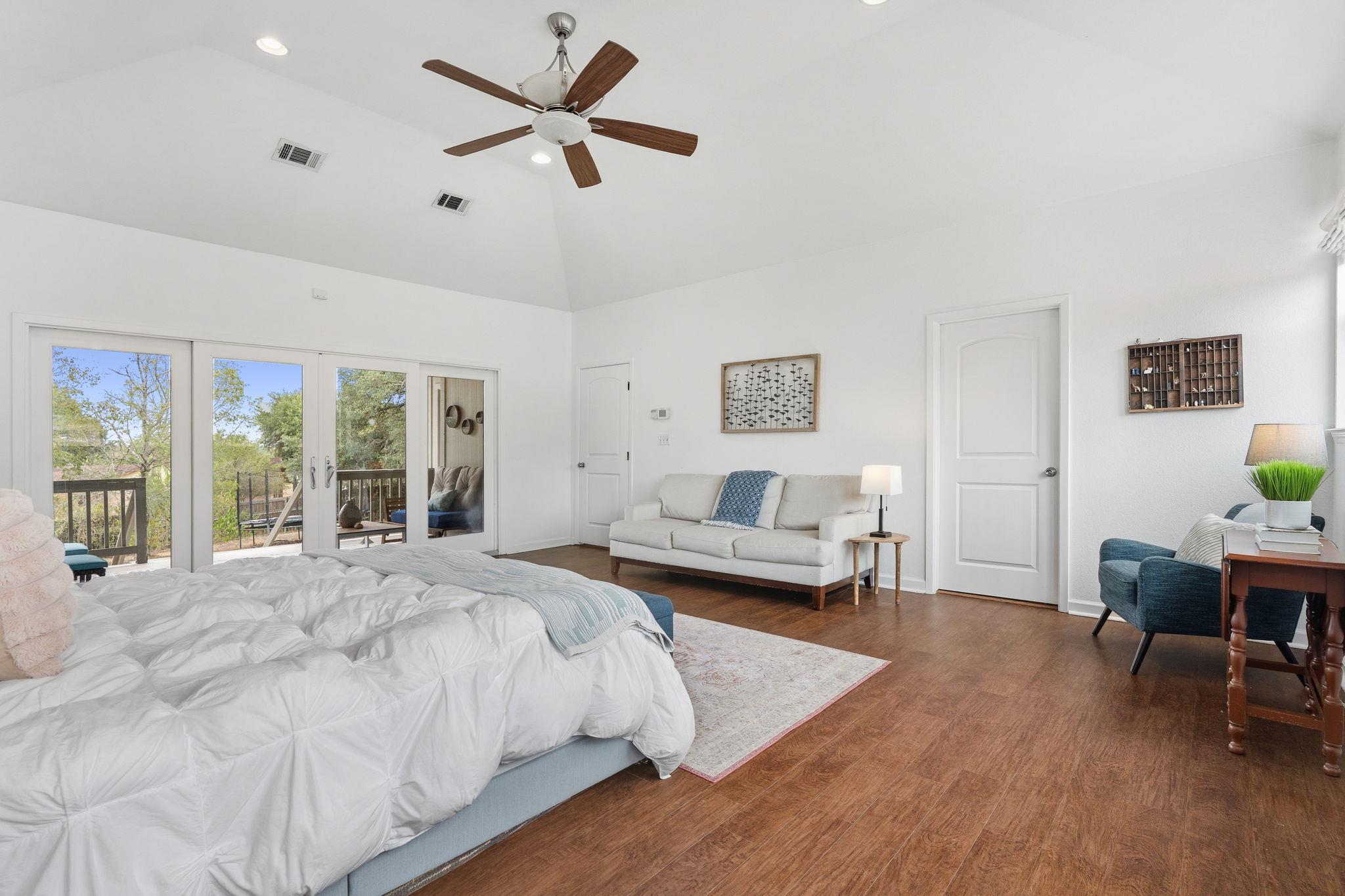 8501 Persimmon Grv Property Photo 15