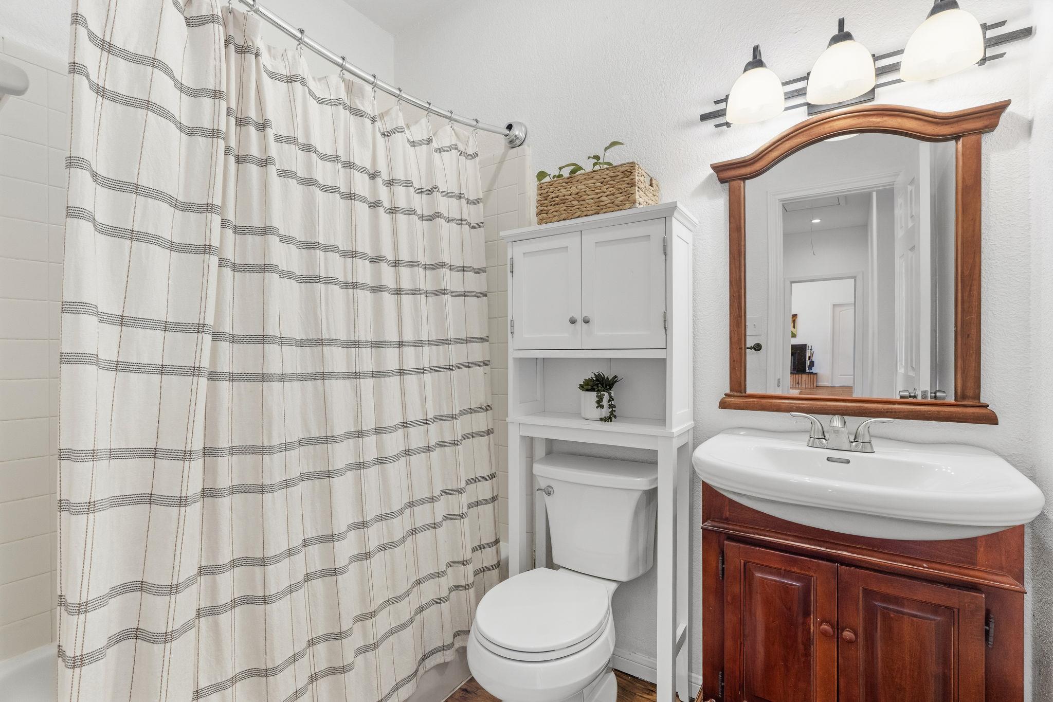 8501 Persimmon Grv Property Photo 29