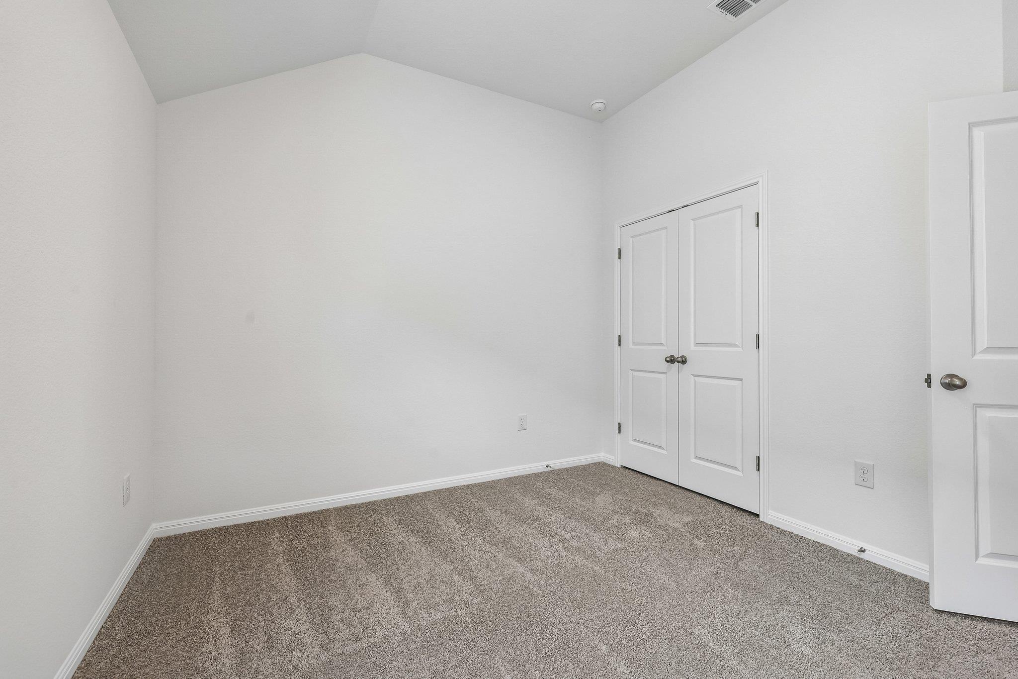 471 Young St Property Photo 25
