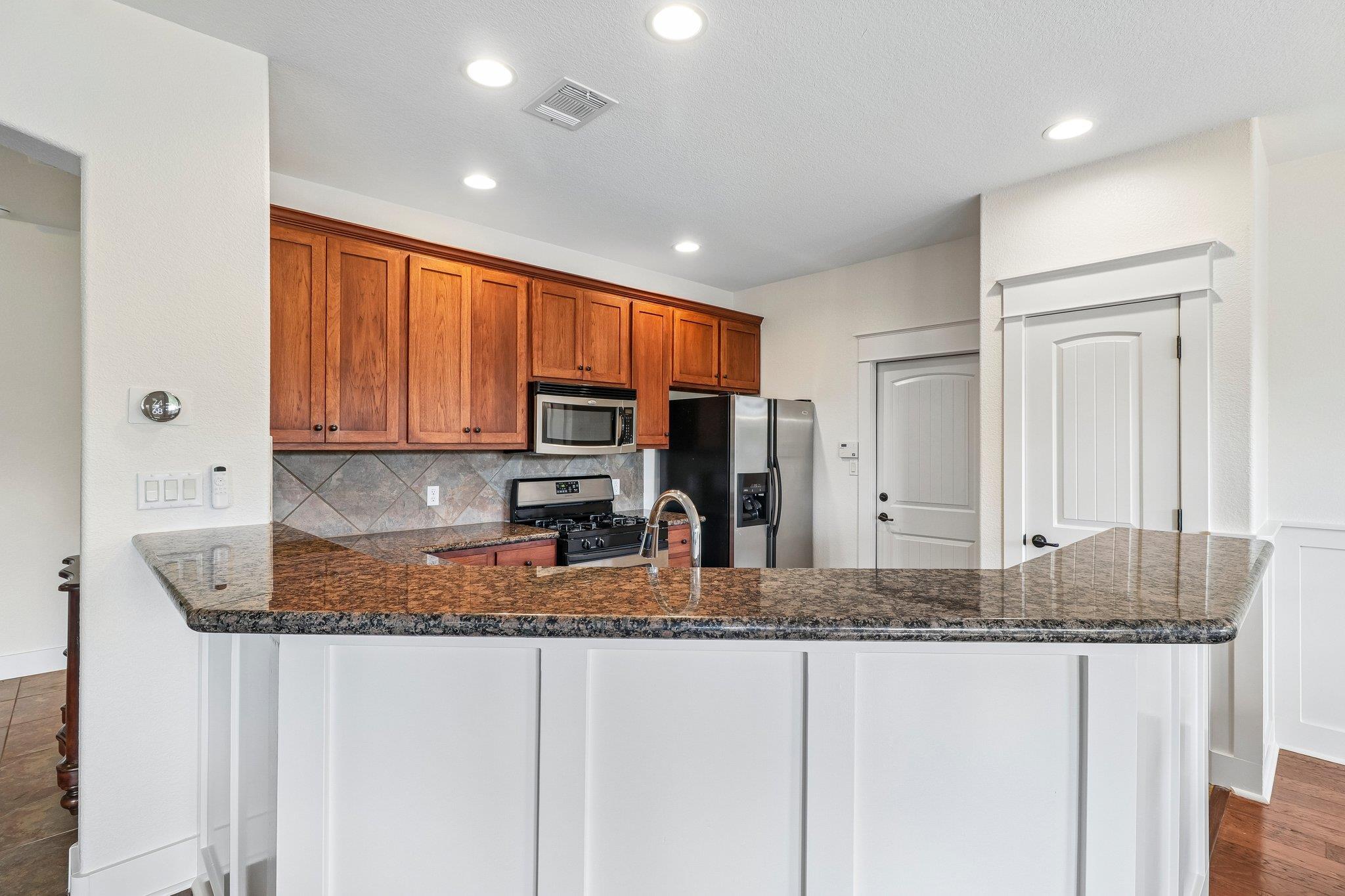6805 Lantern View Dr Property Photo 13