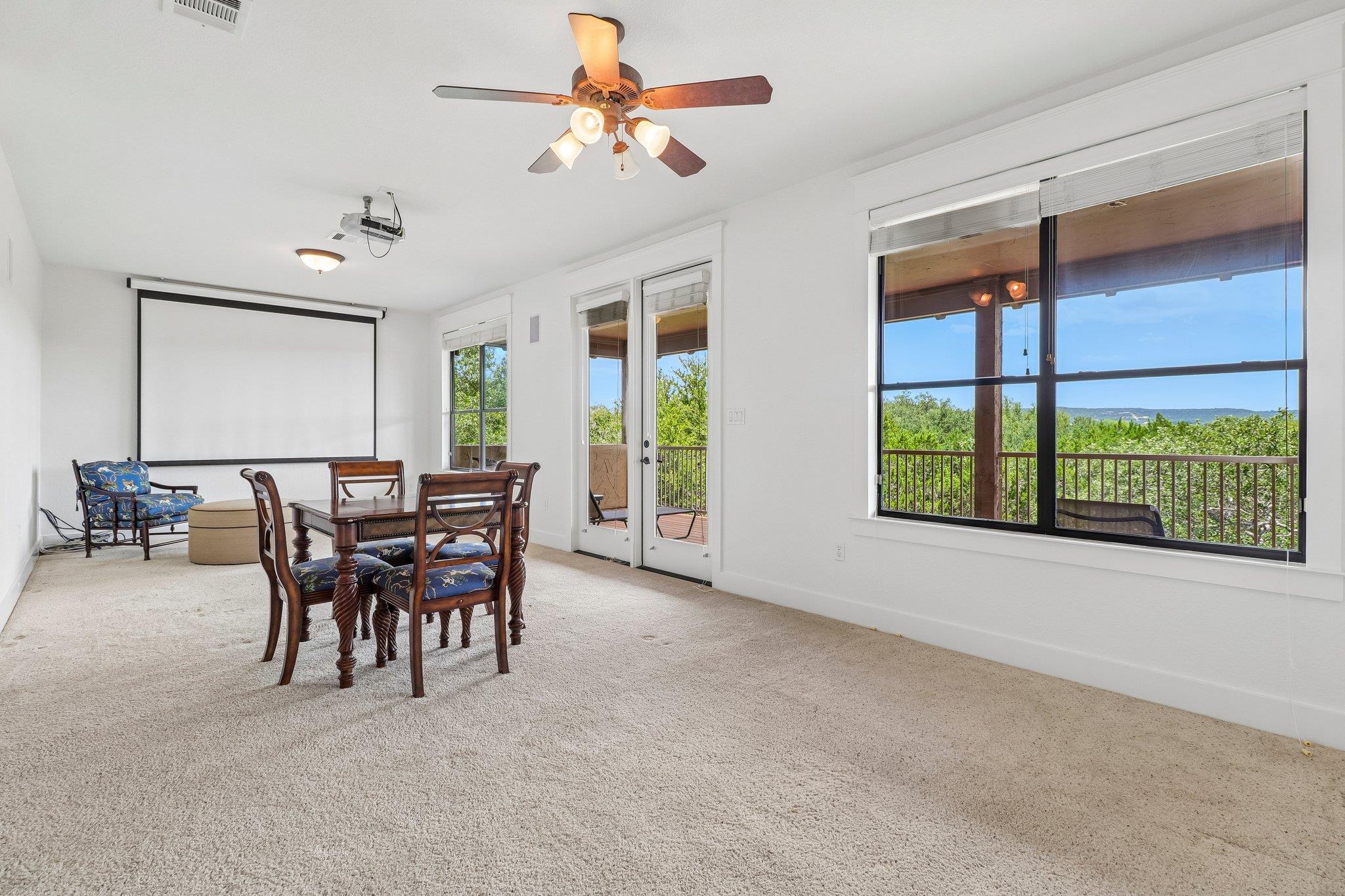 6805 Lantern View Dr Property Photo 18