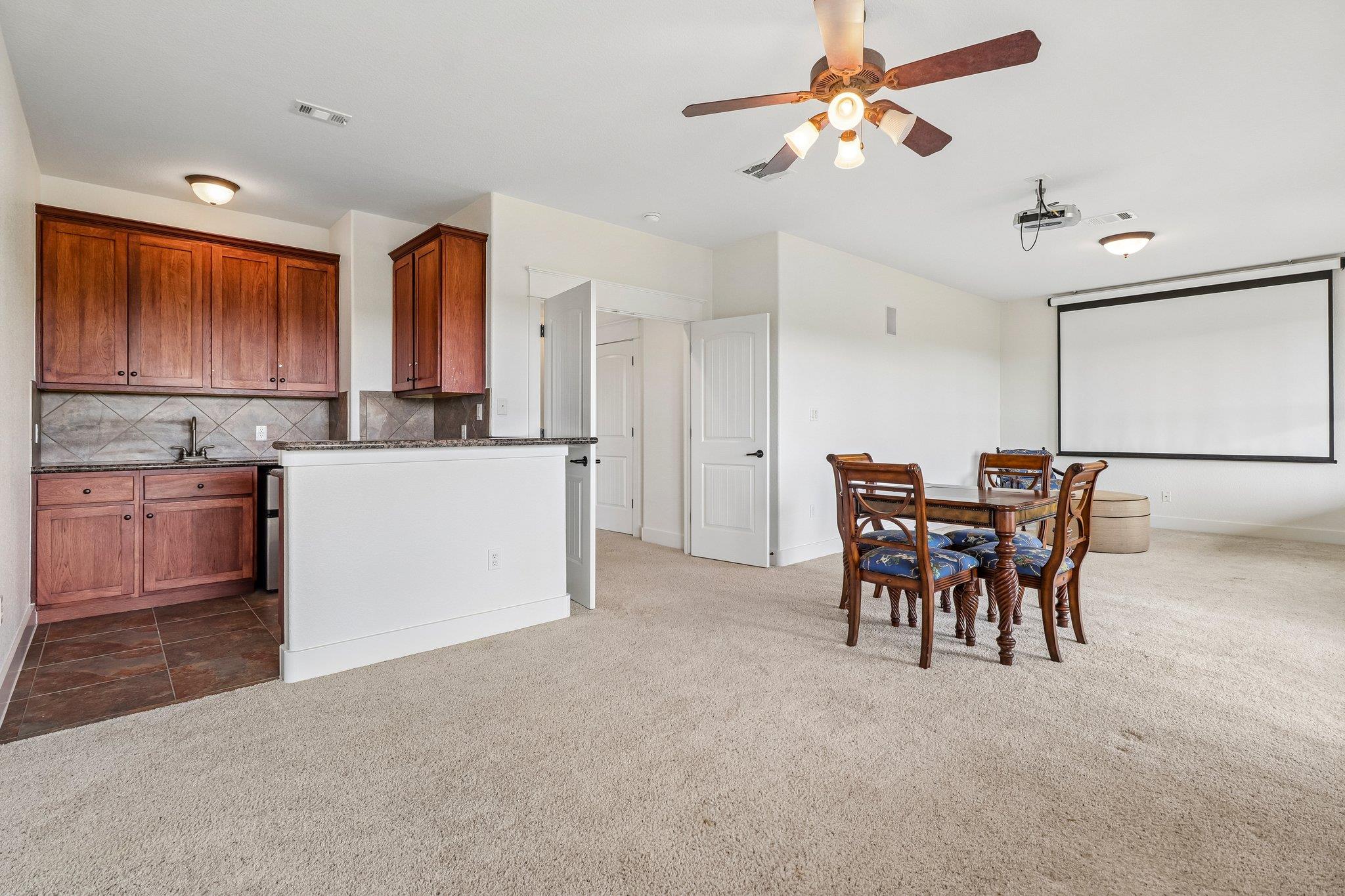 6805 Lantern View Dr Property Photo 19