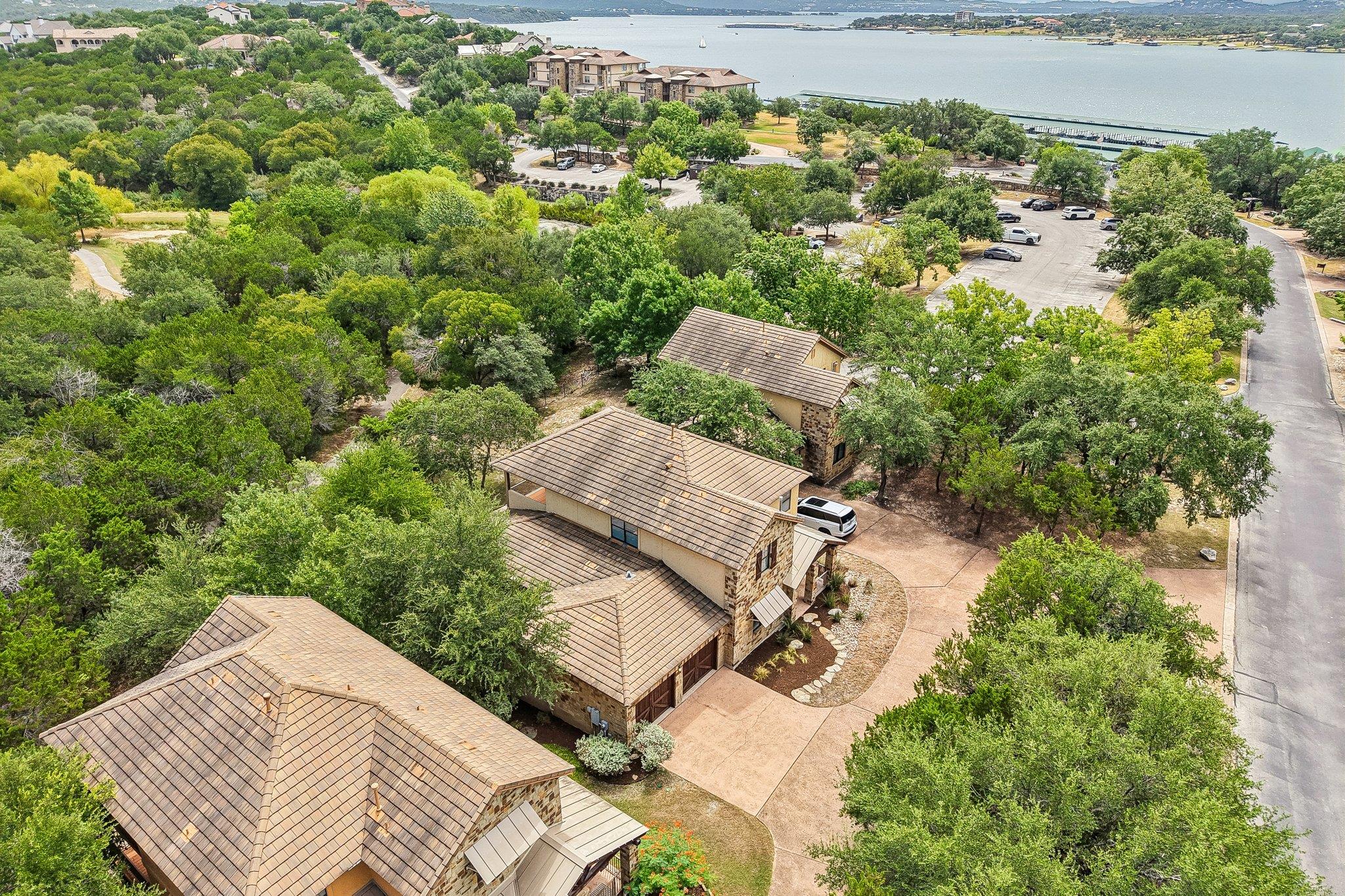 6805 Lantern View Dr Property Photo 40