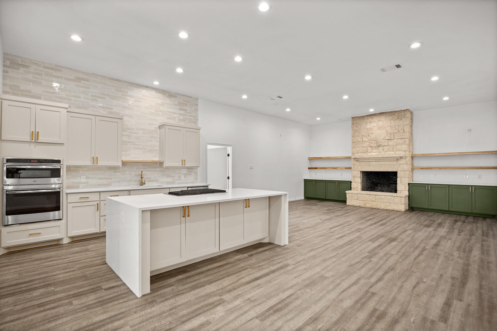 14409 Bois D Arc Ln Property Photo 7