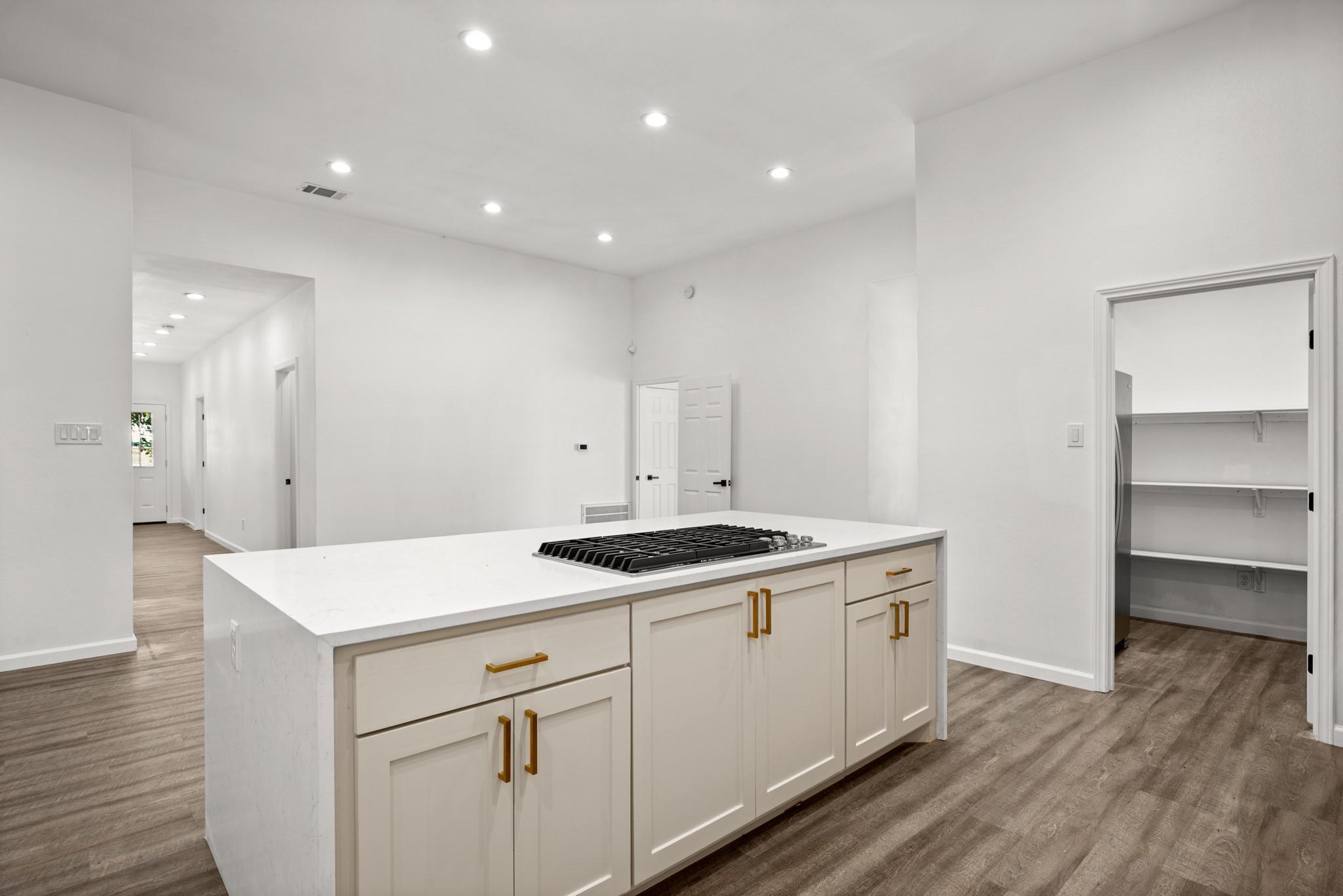 14409 Bois D Arc Ln Property Photo 12