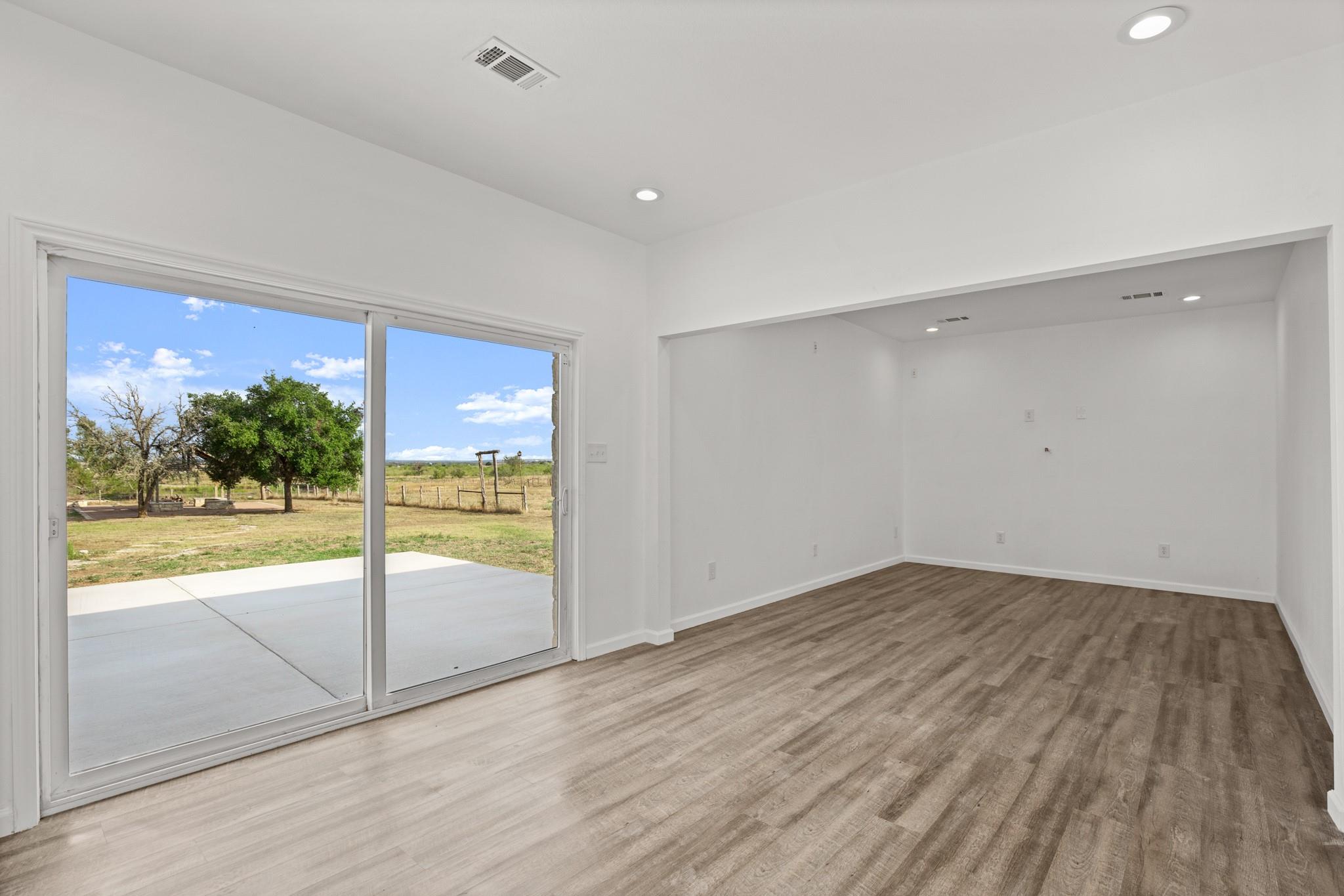 14409 Bois D Arc Ln Property Photo 14