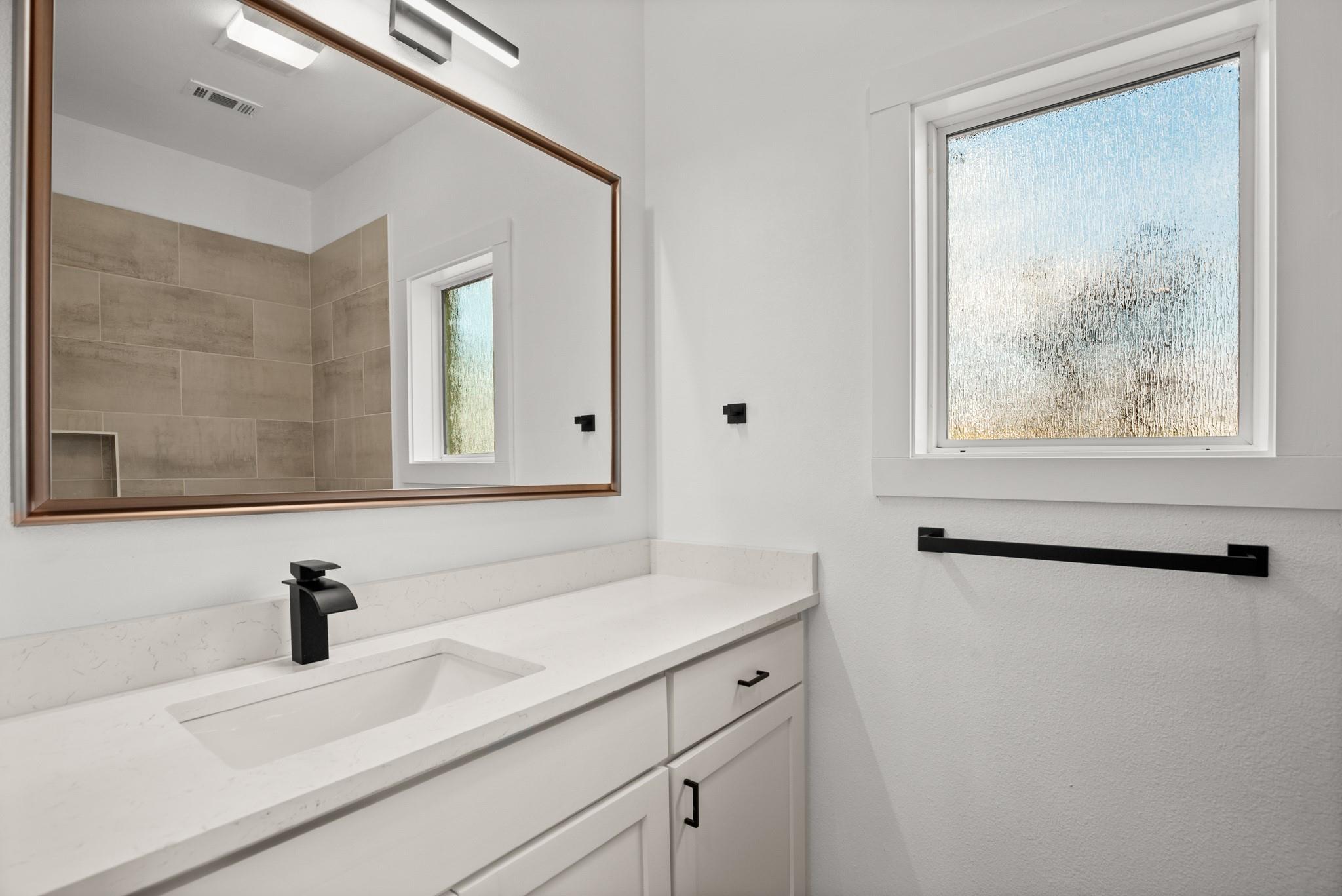 14409 Bois D Arc Ln Property Photo 16