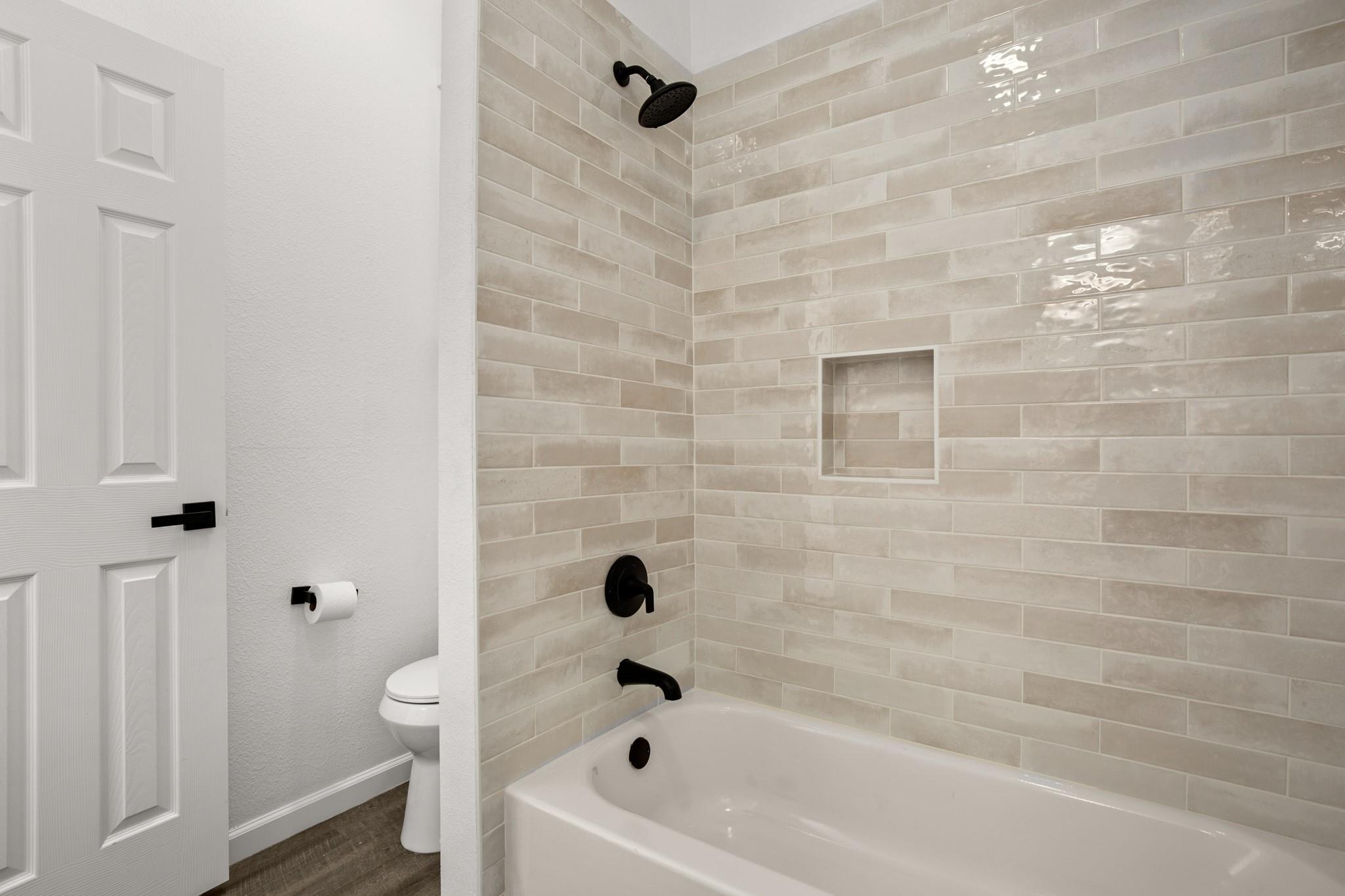 14409 Bois D Arc Ln Property Photo 22