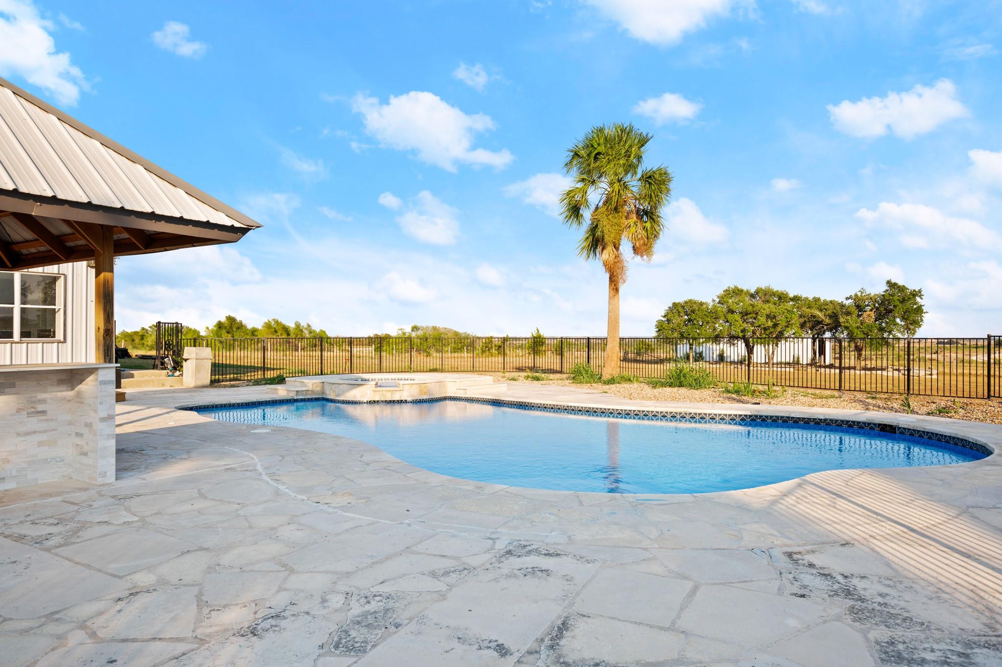 14409 Bois D Arc Ln Property Photo 29