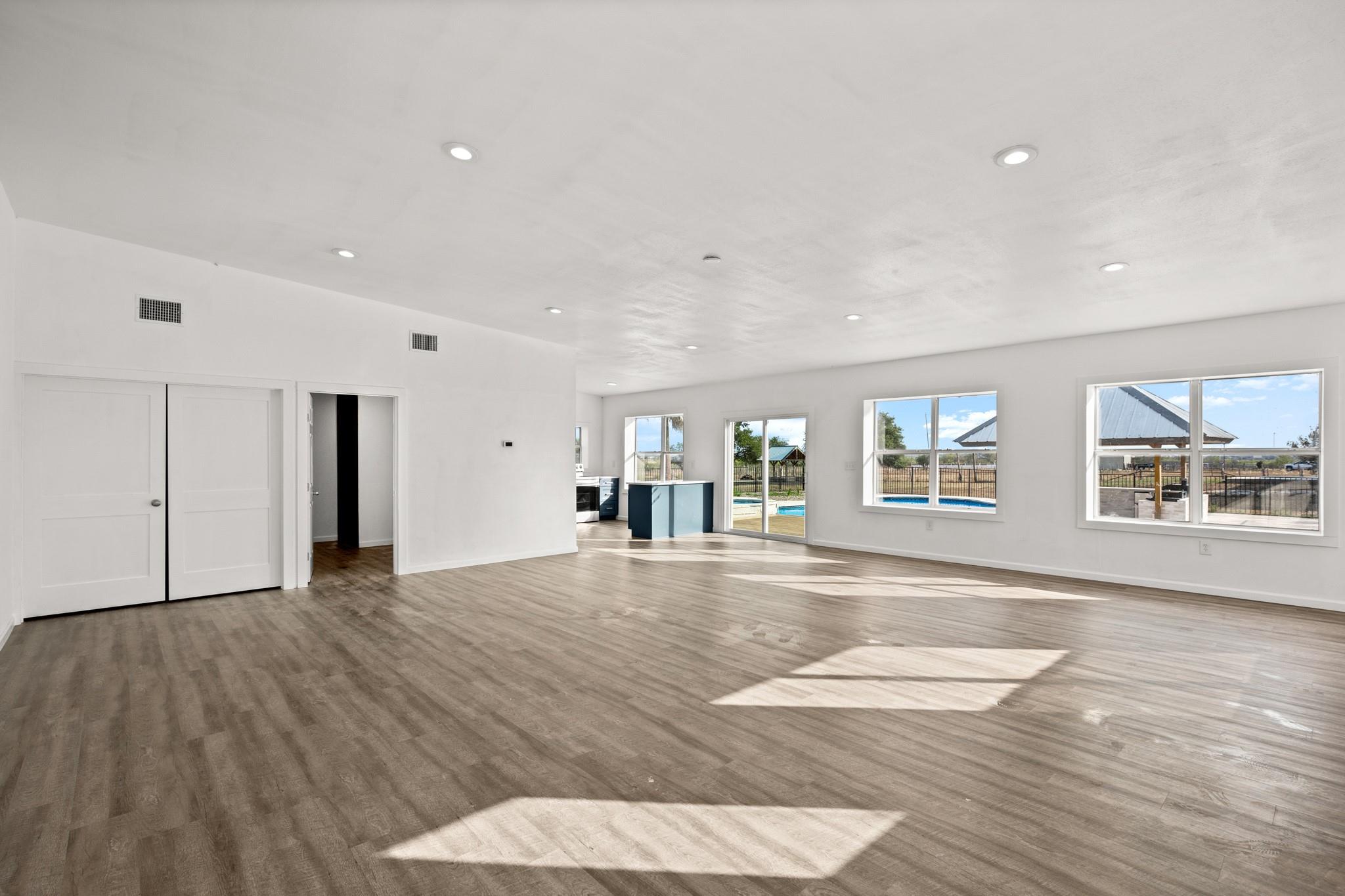 14409 Bois D Arc Ln Property Photo 30
