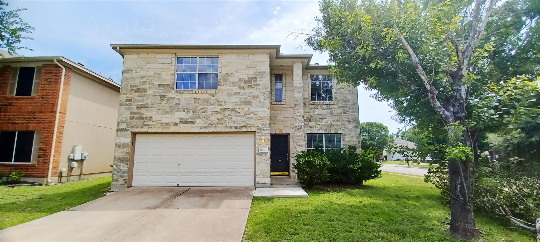 18101 Topsail St Property Photo 1
