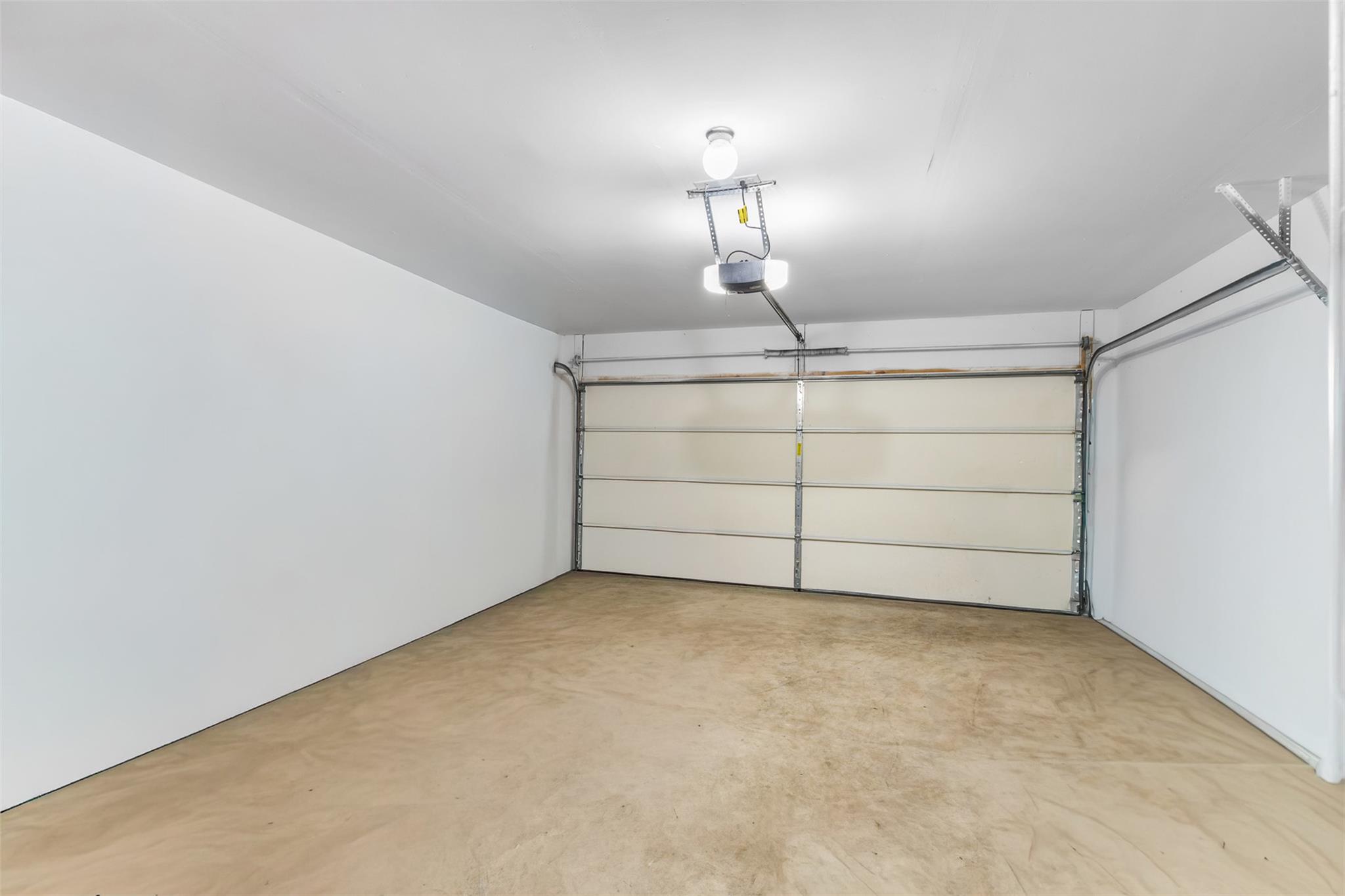 12202 Walter Vaughn Dr Property Photo 24