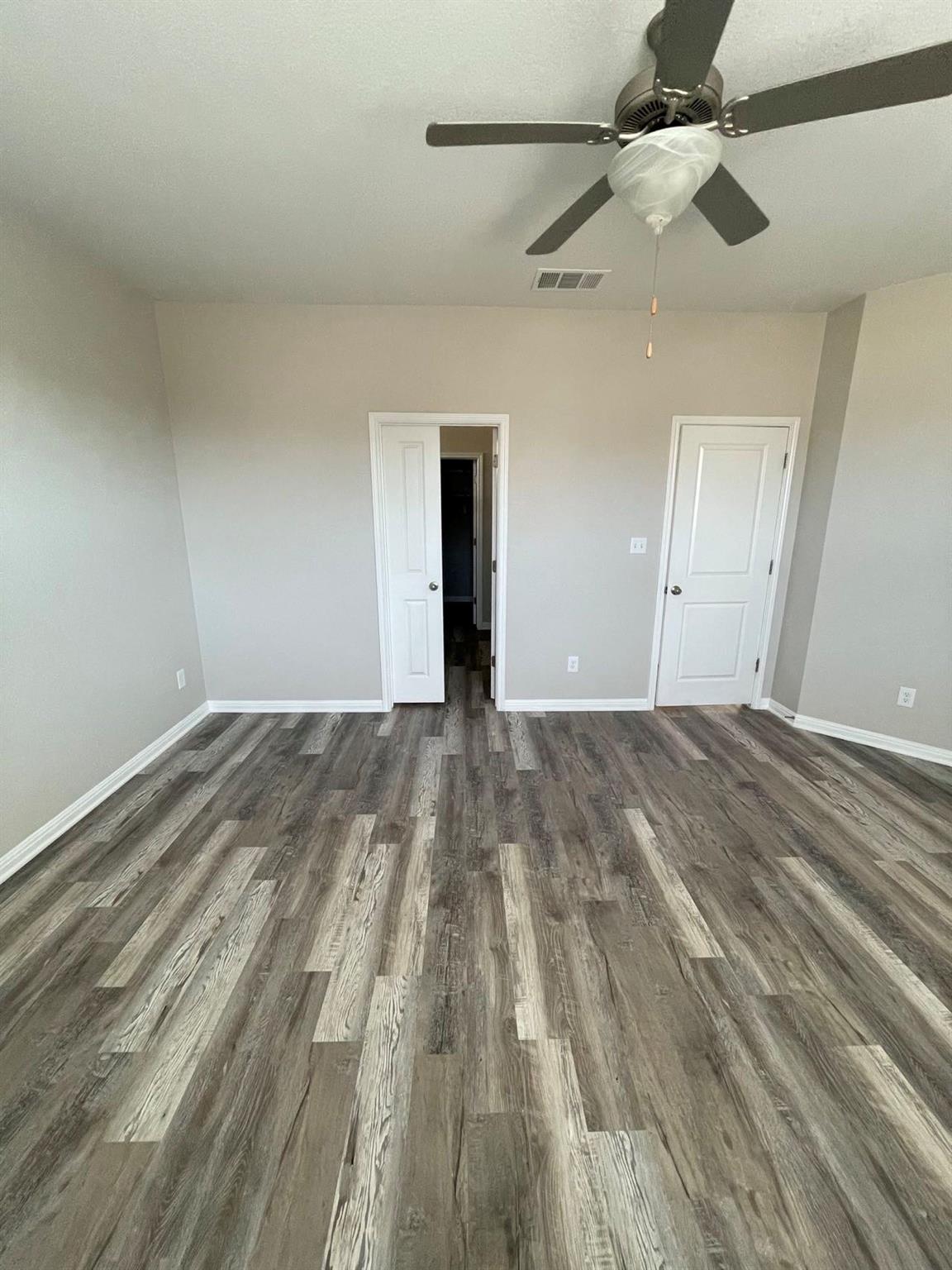 220 Mcfarland St Property Photo 8