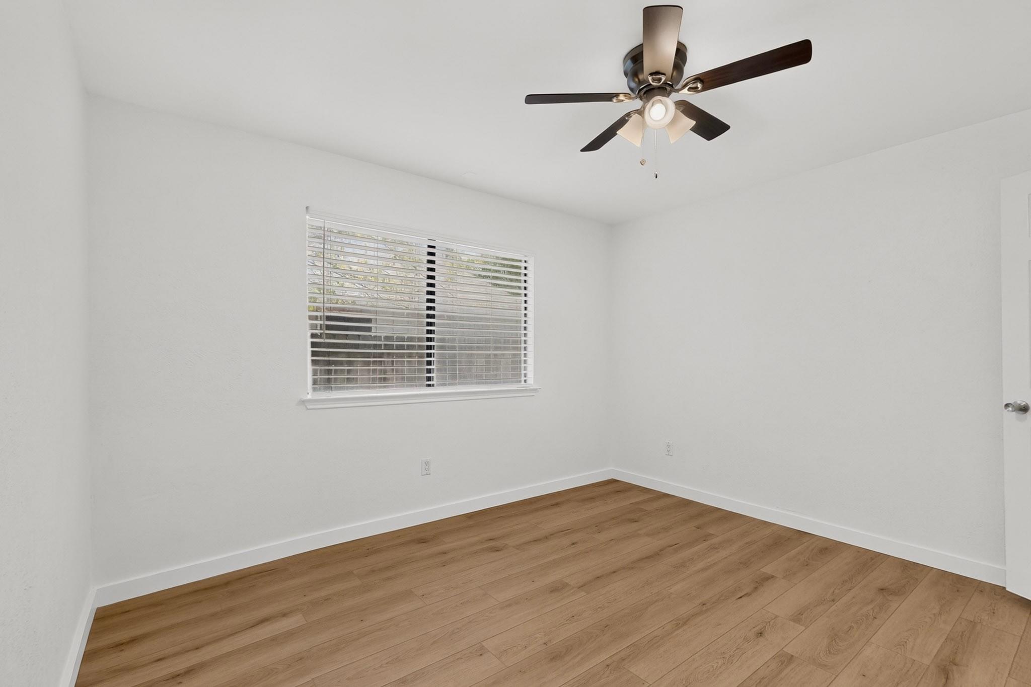 12018 Rotherham Dr Property Photo 17