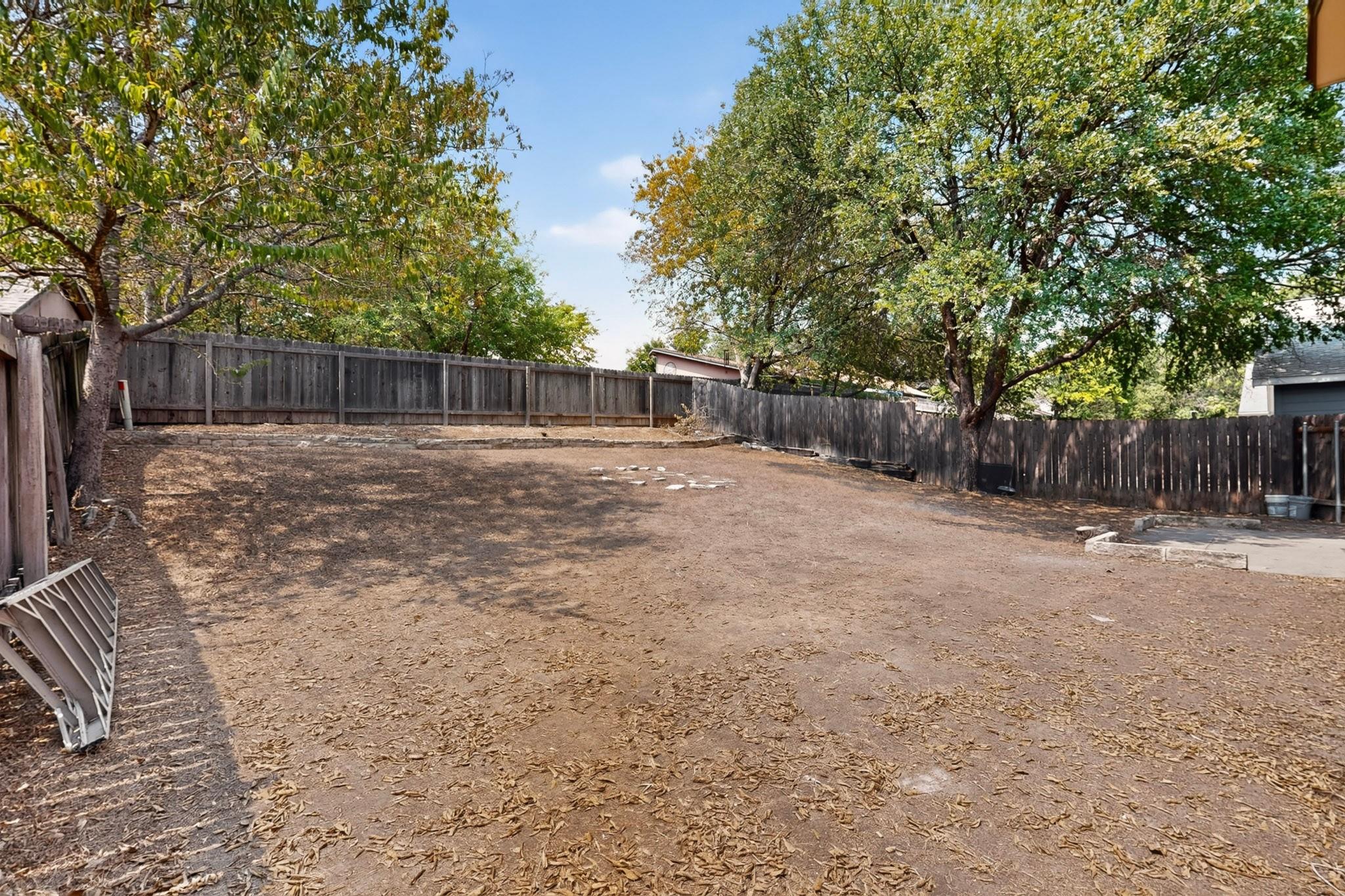 12018 Rotherham Dr Property Photo 33
