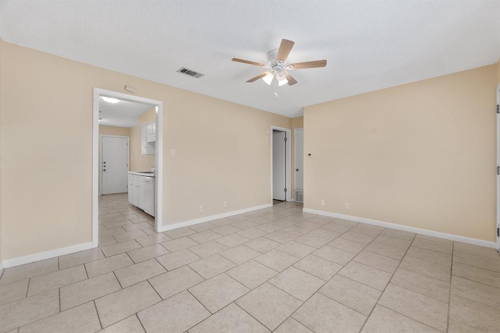 3404 Willowrun Cv #a Property Photo 5
