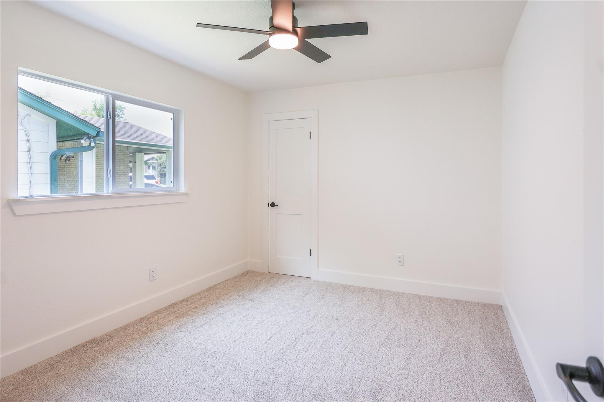 9911 Woodshire Dr Property Photo 31