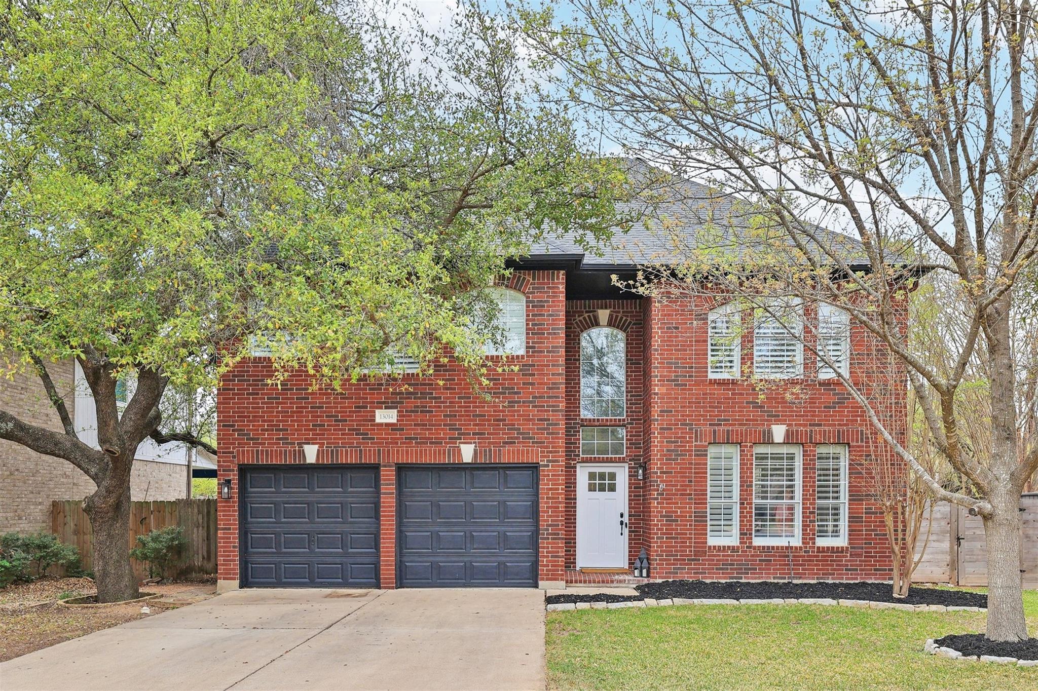 13014 Hunters Chase Dr Property Photo 1