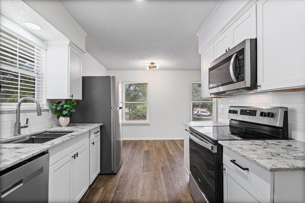 3415 Willowrun Dr #d Property Photo 4