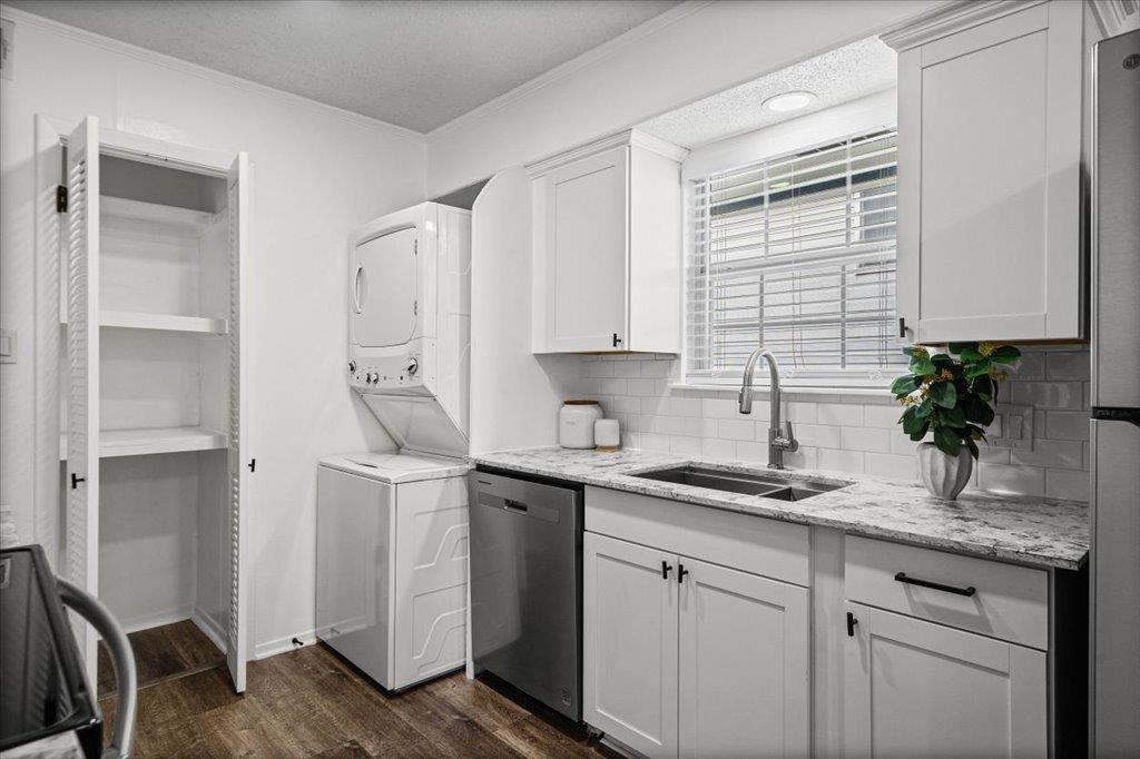 3415 Willowrun Dr #d Property Photo 16