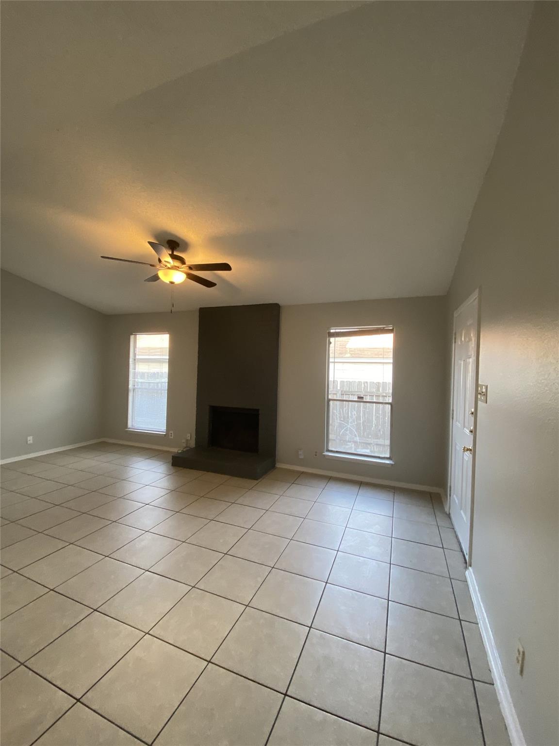 2602 Aftonshire Way #a Property Photo 8