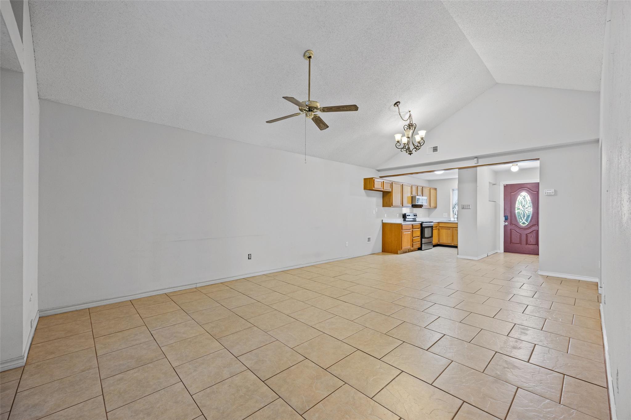 5318 Walnut Grove Dr Property Photo 5