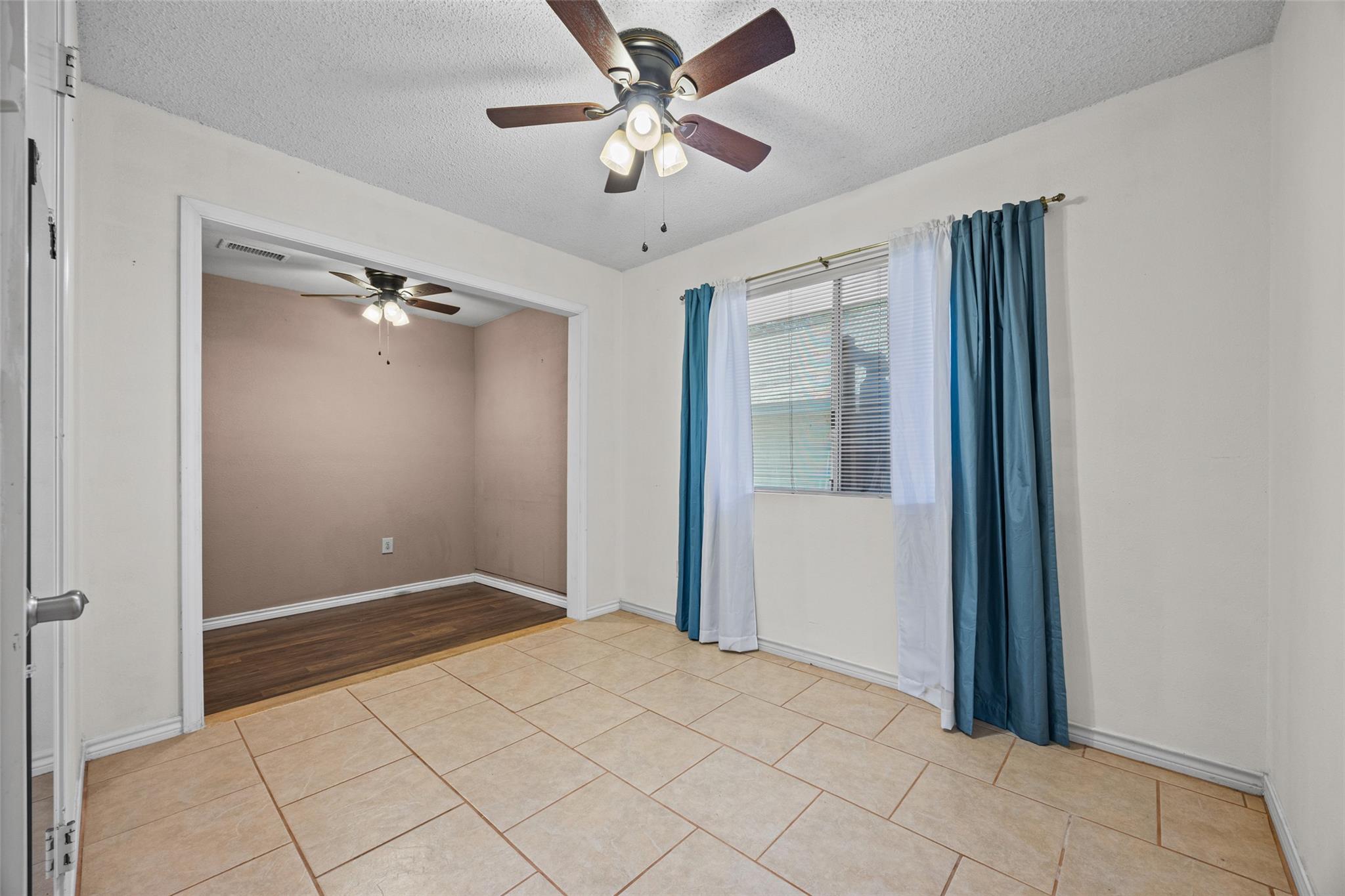 5318 Walnut Grove Dr Property Photo 9
