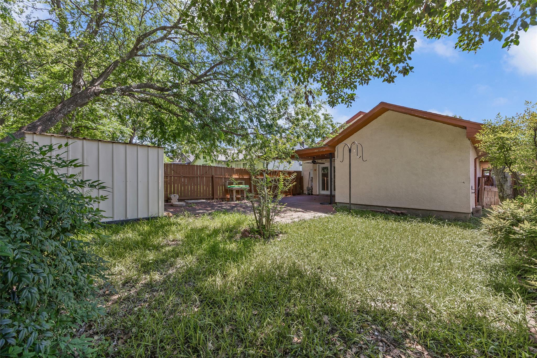 5318 Walnut Grove Dr Property Photo 19