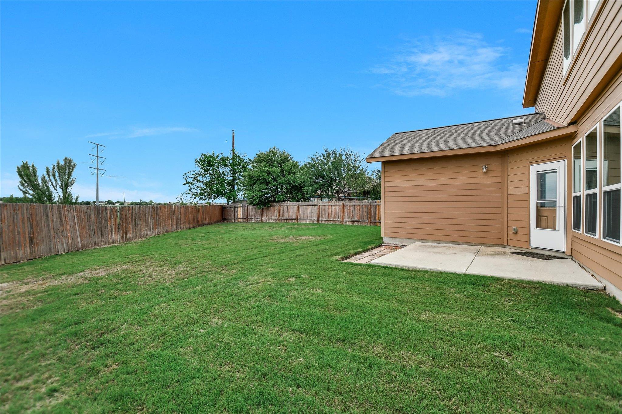 115 Mollie Dr Property Photo 28