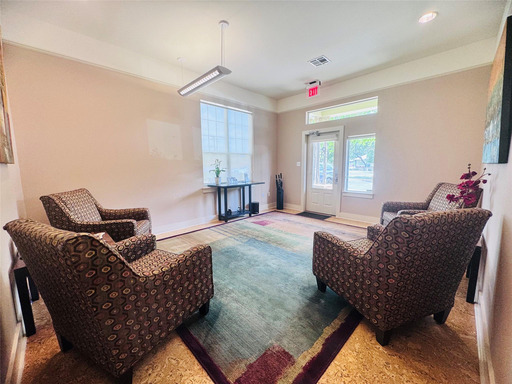 800 Crystal Falls Pkwy #1 Property Photo 3