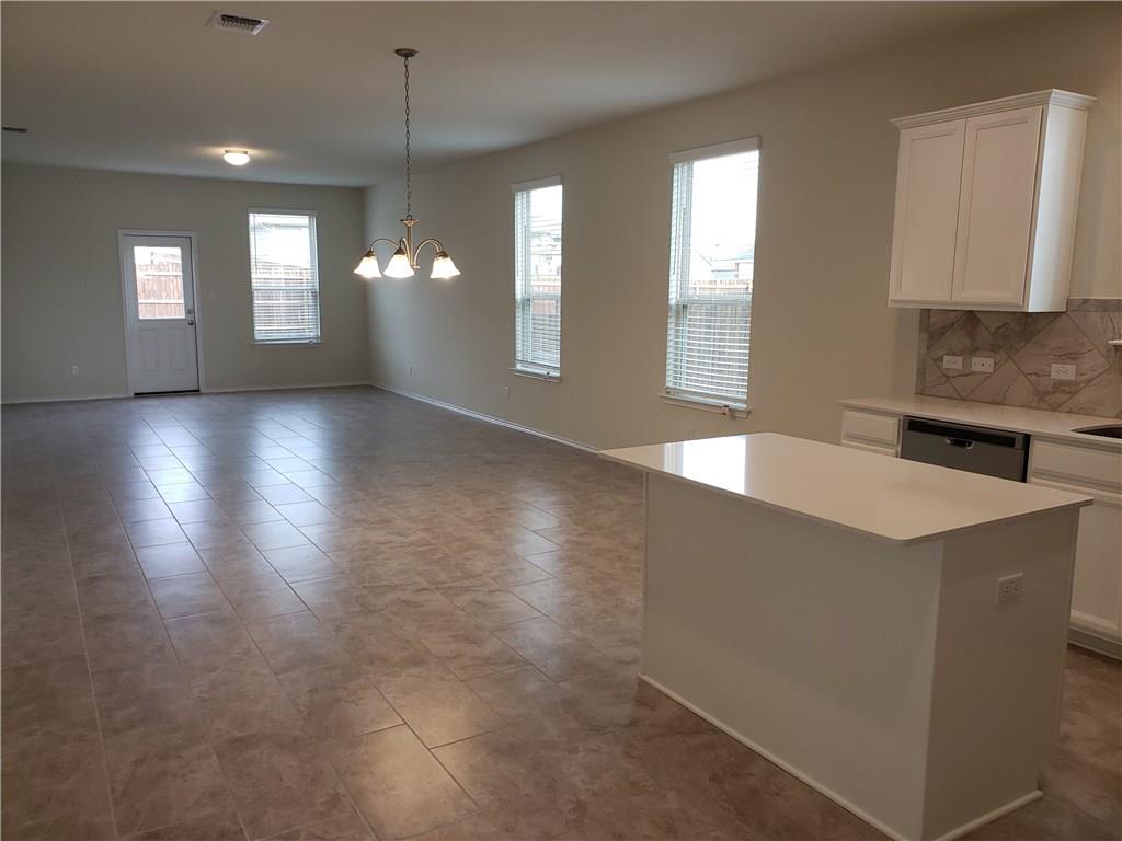 1105 Cliffbrake Way Property Photo 7