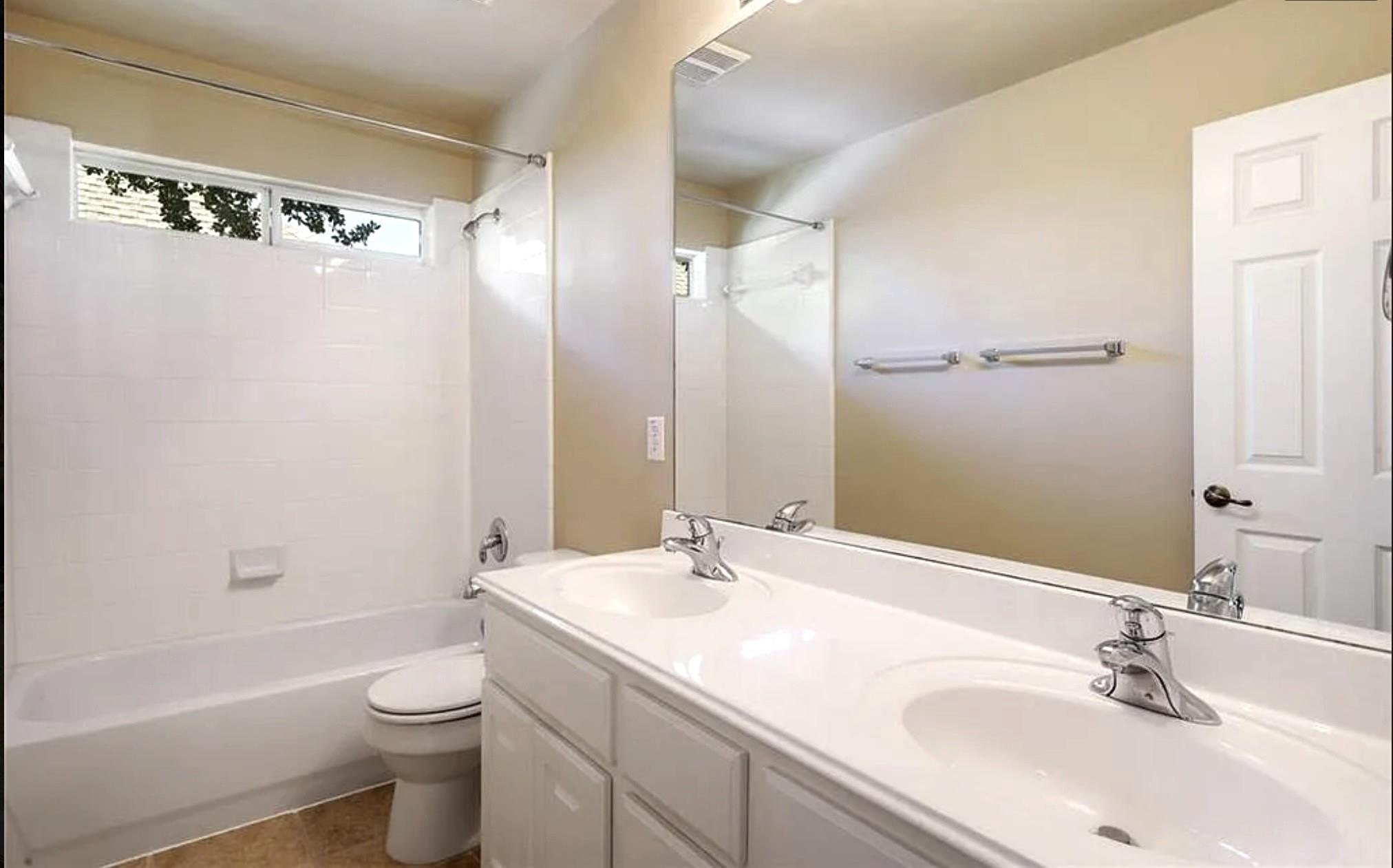 15904 Double Eagle Dr Property Photo 18