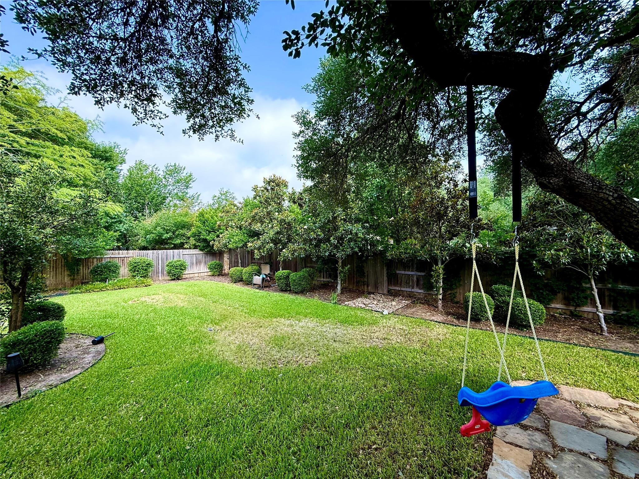 15904 Double Eagle Dr Property Photo 22