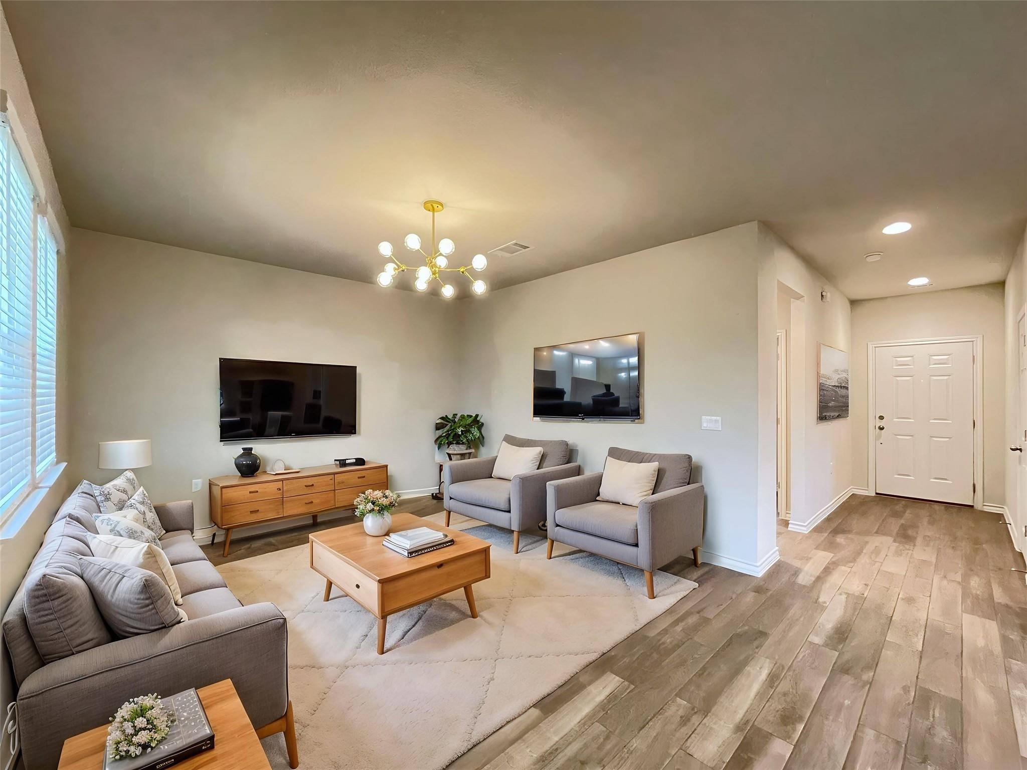 1603 Denesa Dr Property Photo 3